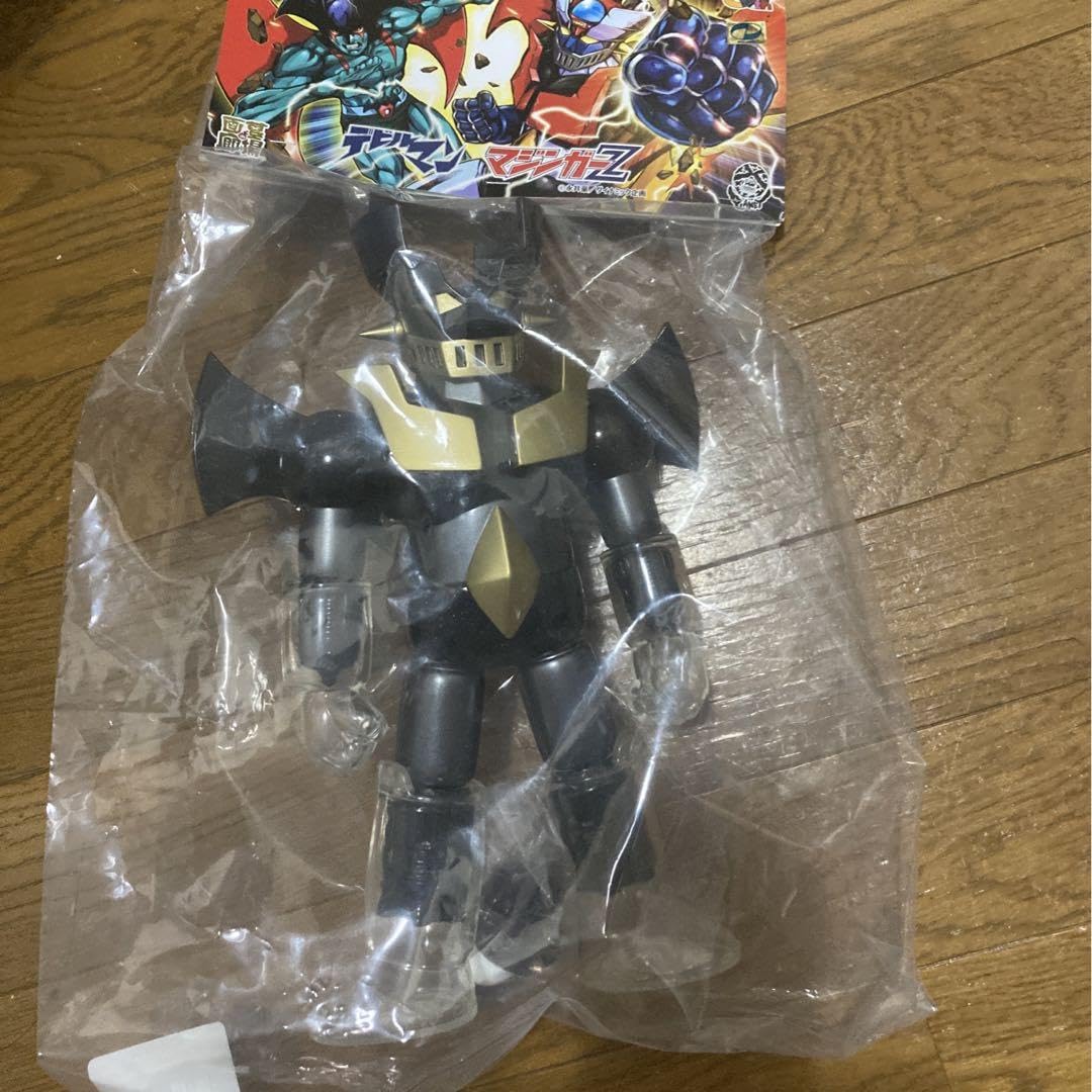Amazon.co.jp: マジンガーZ ソフビ 墓場の画廊 PLANET X Mazinger Z