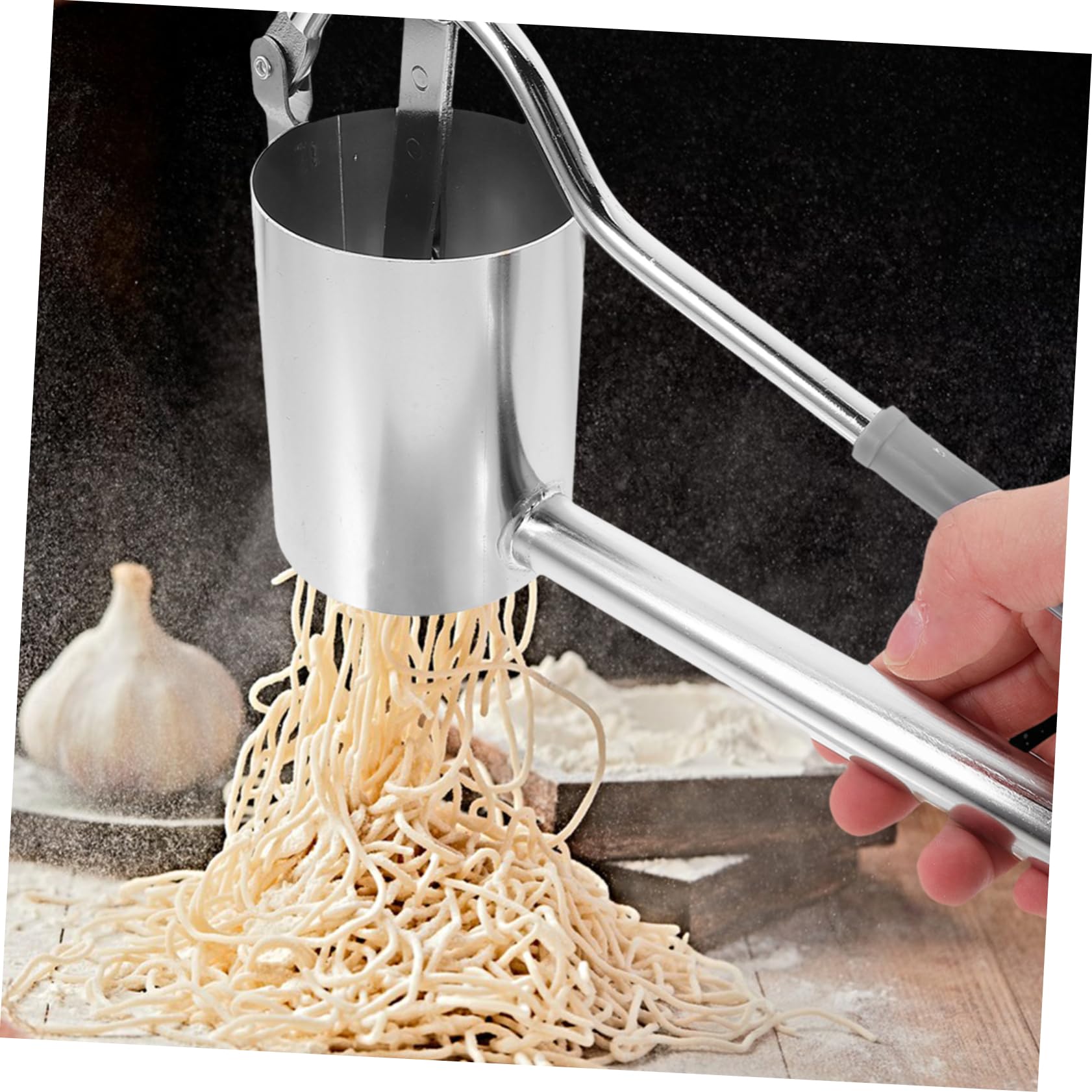 BESTonZON 1 Pc Prensa De Fideos Manual Máquina De Rodillos De Pasta Herramientas De Espagueti Exprimidor De Prensa Pasapurés De Papa Mano Spachalla Fideos De Huevo Acero Inoxidable Ronda
