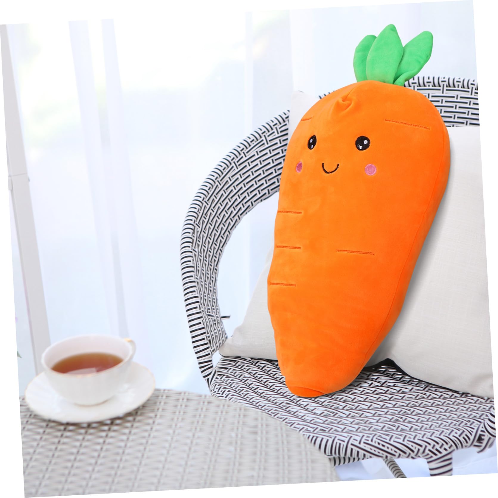 CLISPEED Oreiller Carotte - Coussin de Forme en Peluche Mignon et Confortable pour Femmes et Filles