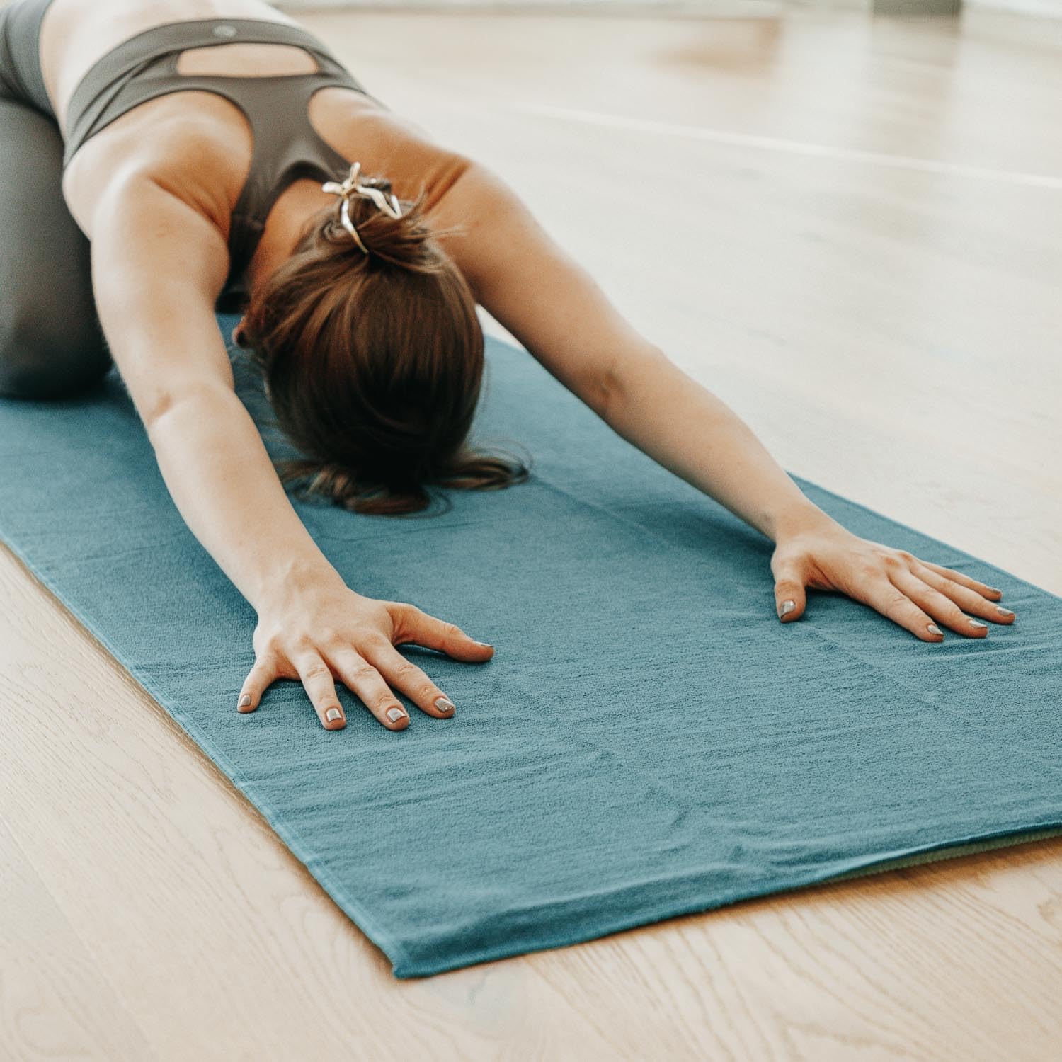 Serviette De Yoga GRIP2 - Antidérapante Microfibre - Picots Silicone - Bleu