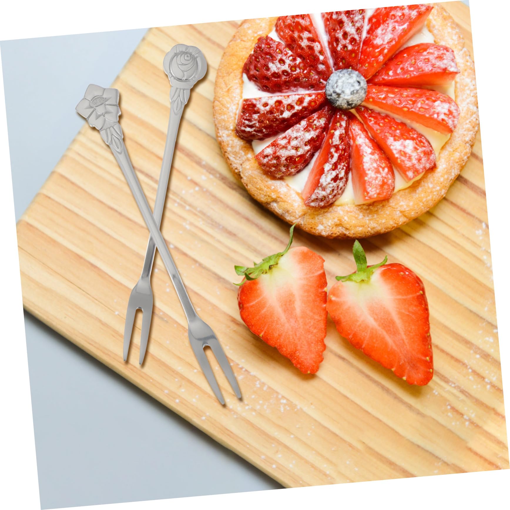 PRETYZOOM 8Pcs Flower Design Stainless Steel Dessert Forks Elegant Appetizer Fruit Forks for Parties Weddings and Banquets for Serving Desserts Salads