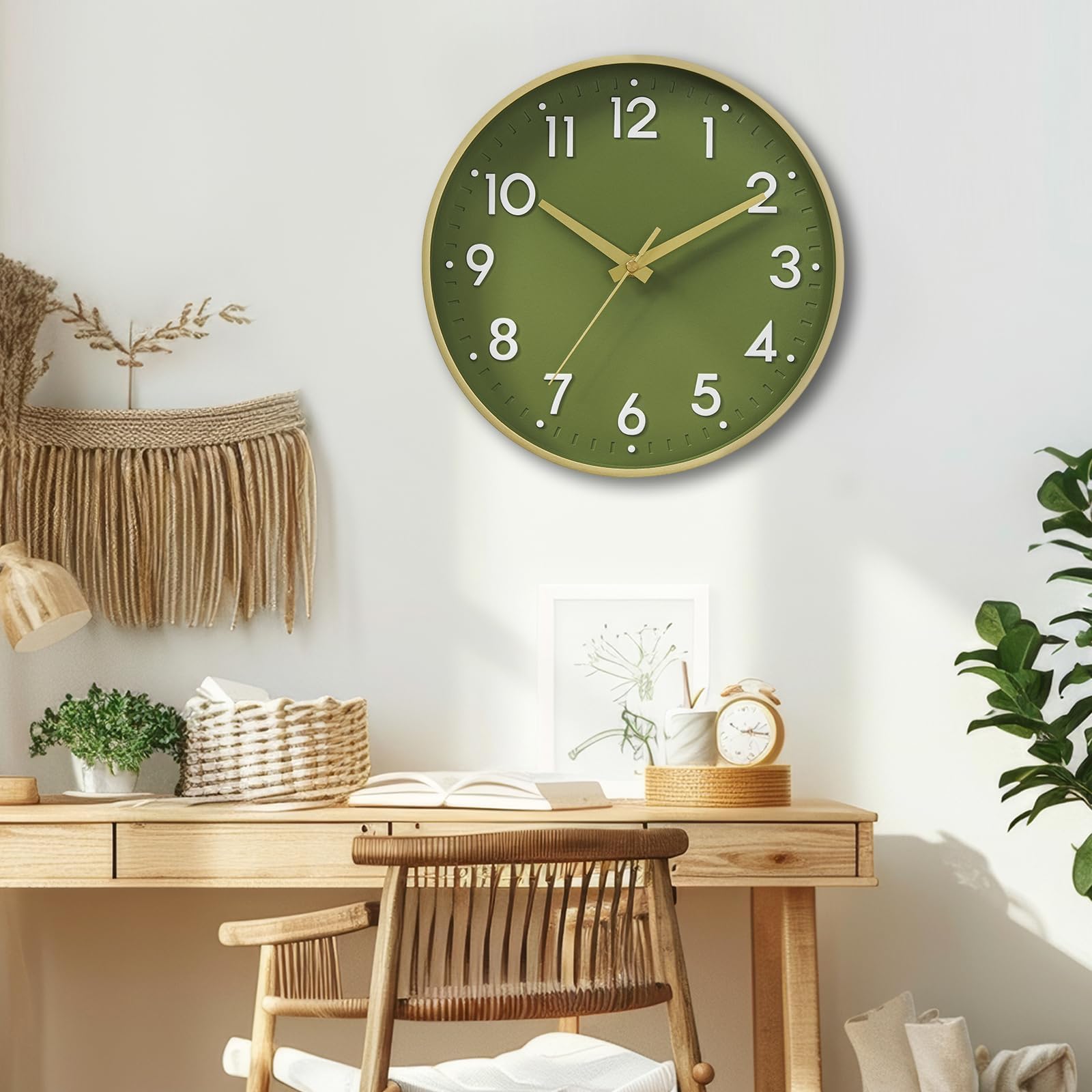 Mosewa Wall Clock 8 Inch, Battery Operated Silent Non-Ticking Modern Analog Clock Decorative for Kitchen, Bedroom, Office, Living Room(Gold)