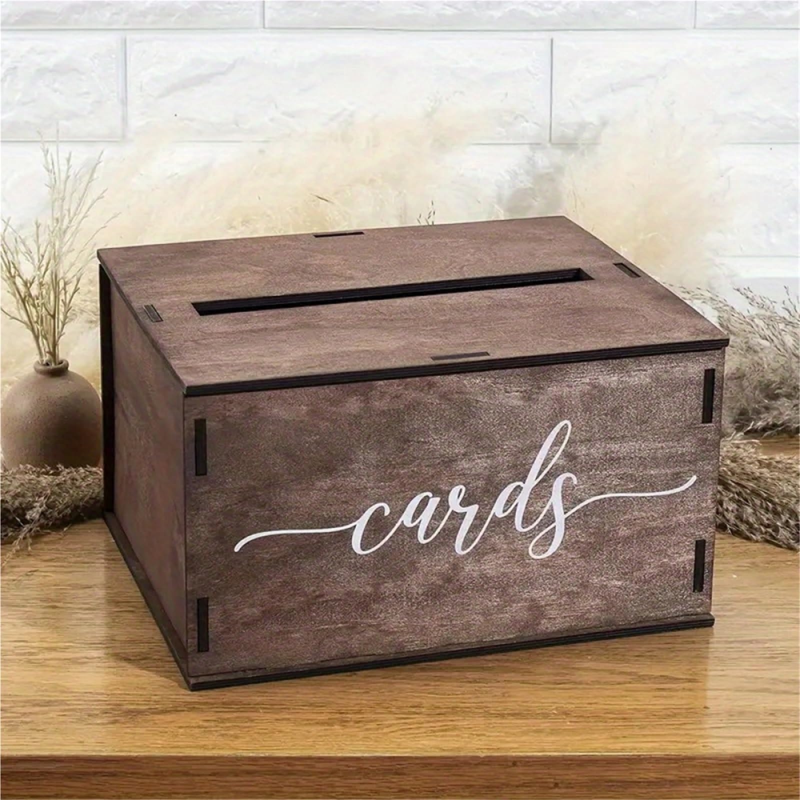 Scatole Per Biglietti Di Nozze Una semplice scatola regalo di nozze in legno fai da te, decorazione a cassetta usata for le carte di benvenuto alla cerimonia di laurea Per Matrimoni, Feste Di Fidanzam