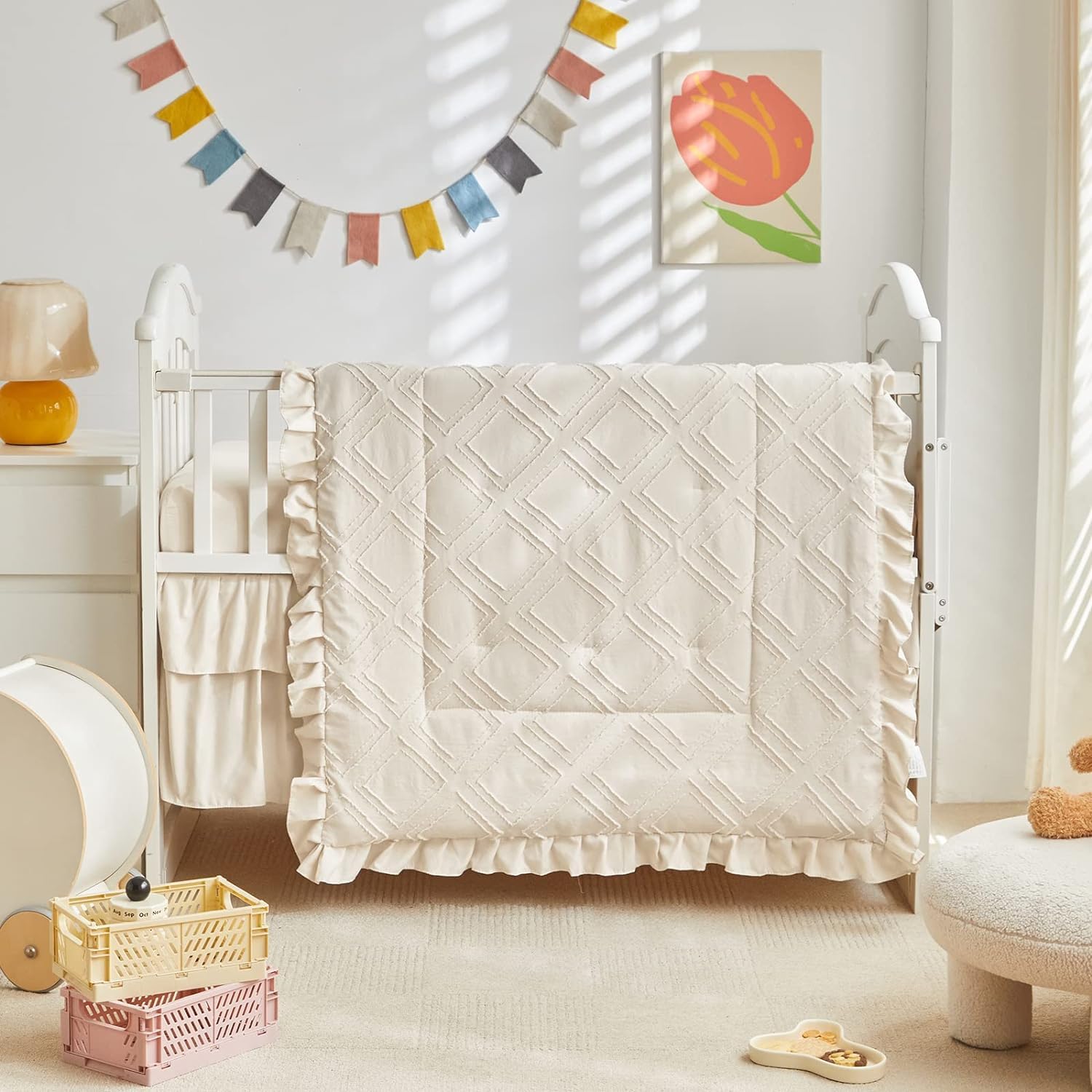 Juego de ropa de cama para cuna pequeña de 3 piezas, edredón acolchado con volantes y sábana bajera ajustable y falda de cama con volantes, bonita ropa de cama desgastada para bebé, solo para cuna,
