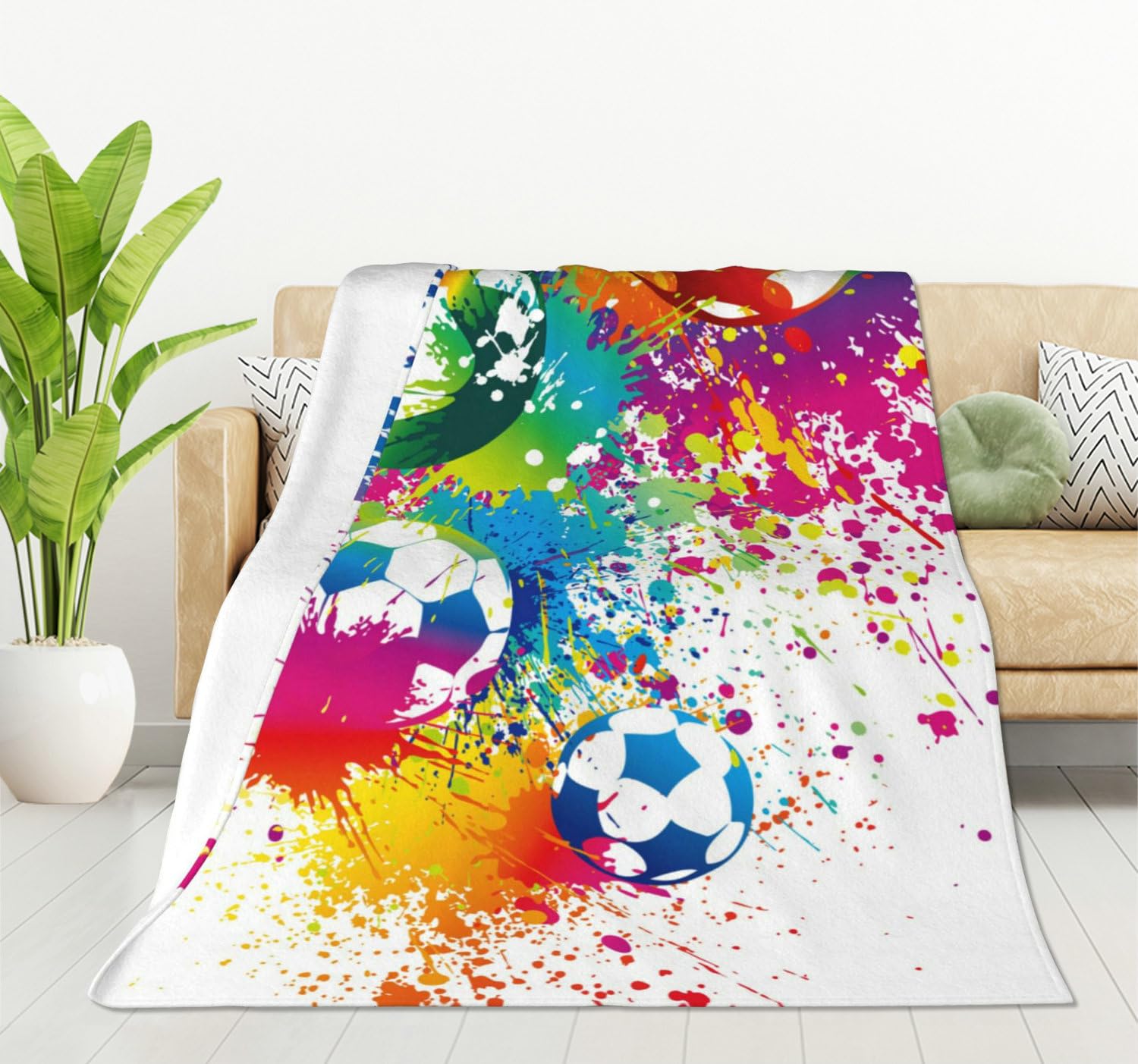 HGOD DESIGNS Colorful Football Throw Blanket Ultra Soft Warm All Season Raibow Color Soccer Balls Decorative Fleece Blankets for Bed Chair Car Sofa Couch Bedroom 100x130cm