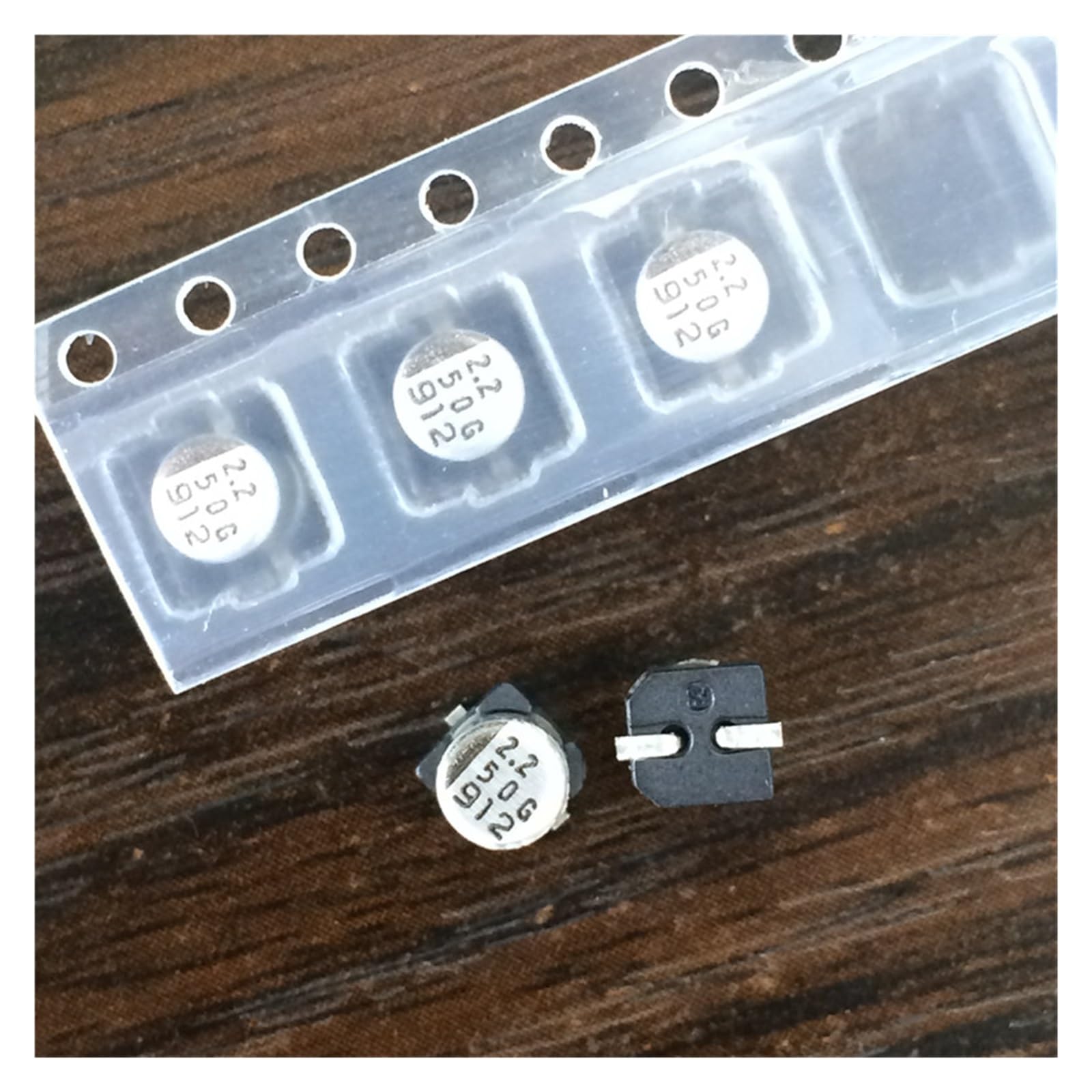 Condensateur 2.2uF 50V VR CMS pour éliminer les bruits de tension sur PCB