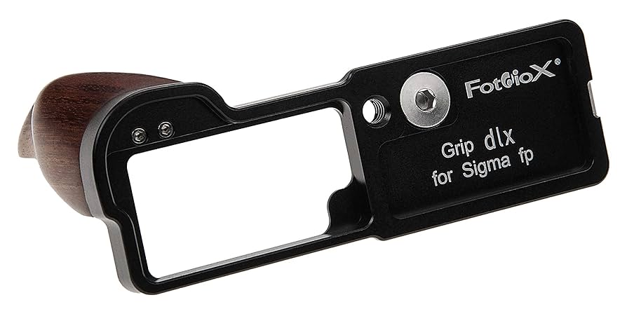 Amazon | Fotodiox Pro Deluxe Metal Camera Hand Grip for