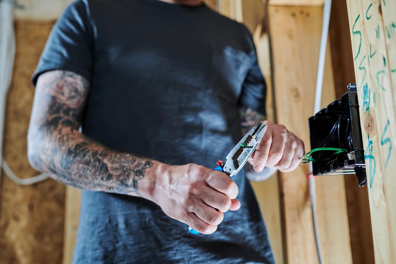 Channellock - 7-1/2 Forged Wire Stripper Cuts (968), Factory, 7.5