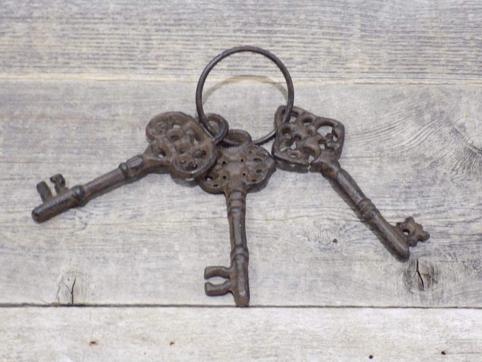 Midwest Craft House3 CAST IRON JAIL KEYS SKELETON RUSTIC WESTERN CHURCH KEY RING LOCK JAILER PROP