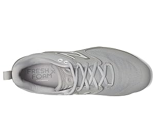 New Balance Men's Fresh Foam X 3000 V6 Metal Baseball Shoe
