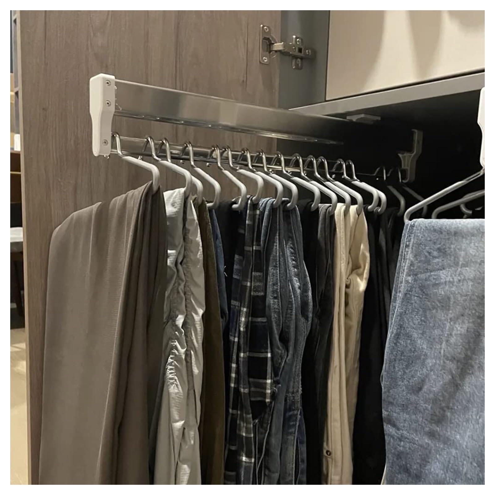 Organisateur de garde-robe LWX en racks d'acier haut de gamme