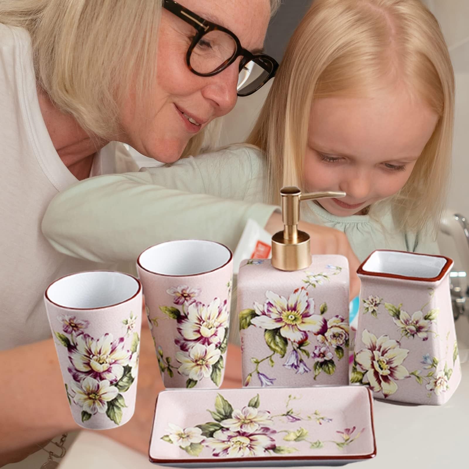 Set di accessori per il bagno Inclusi 1 portaspazzolino, 2 bicchieri for gargarismi, portasapone, dispenser for lozione, 5 pezzi Arredamento per gli affittuari(Pink)