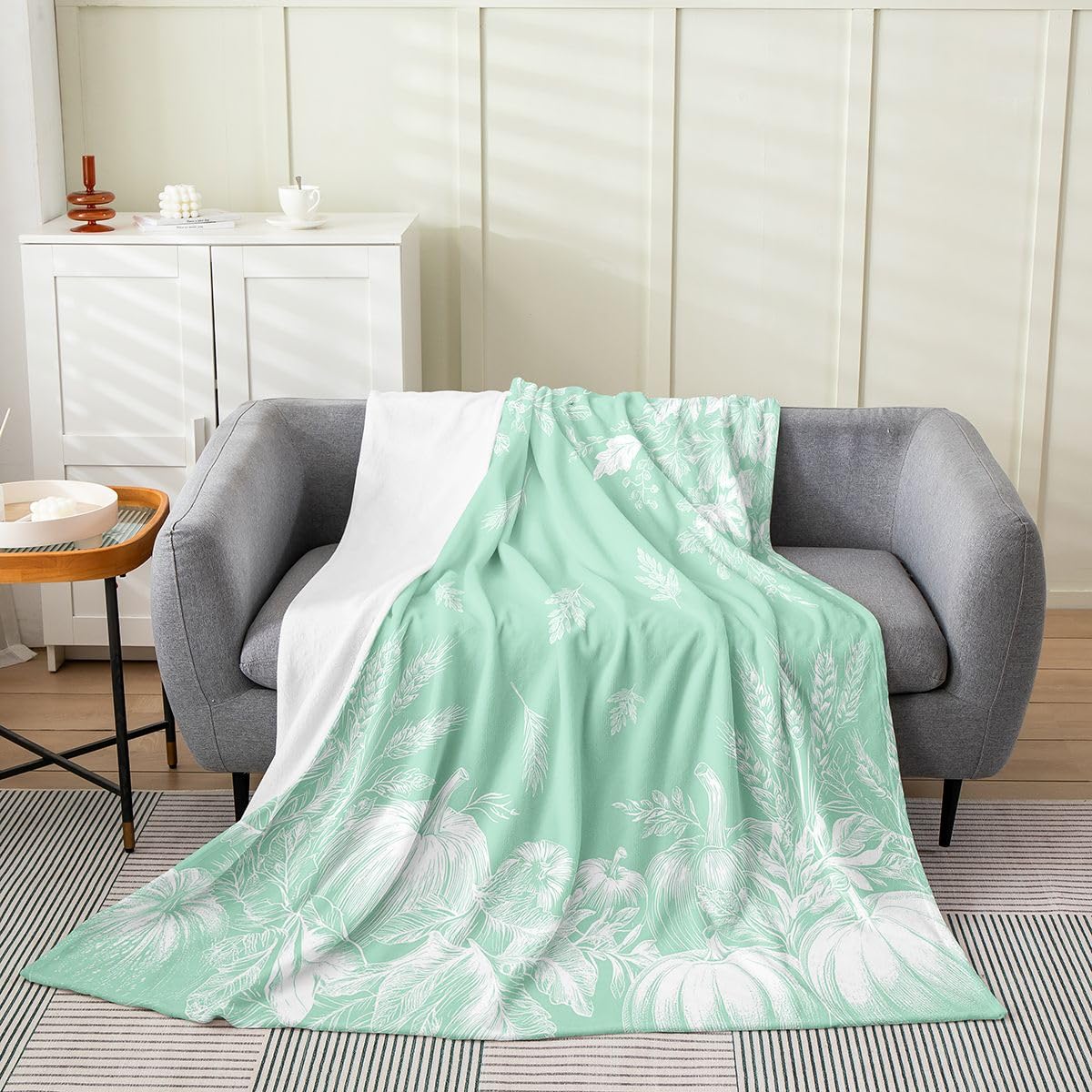 jejeloiu Fall Pumpkin Fleece Throw Blanket Rustic Flannel Blanket Plush Fuzzy Farmhouse Autumn Maple Leaves for Bed Couch Chair Living Room Vintage Country Baby 30"x40" Green Bedroom Decor