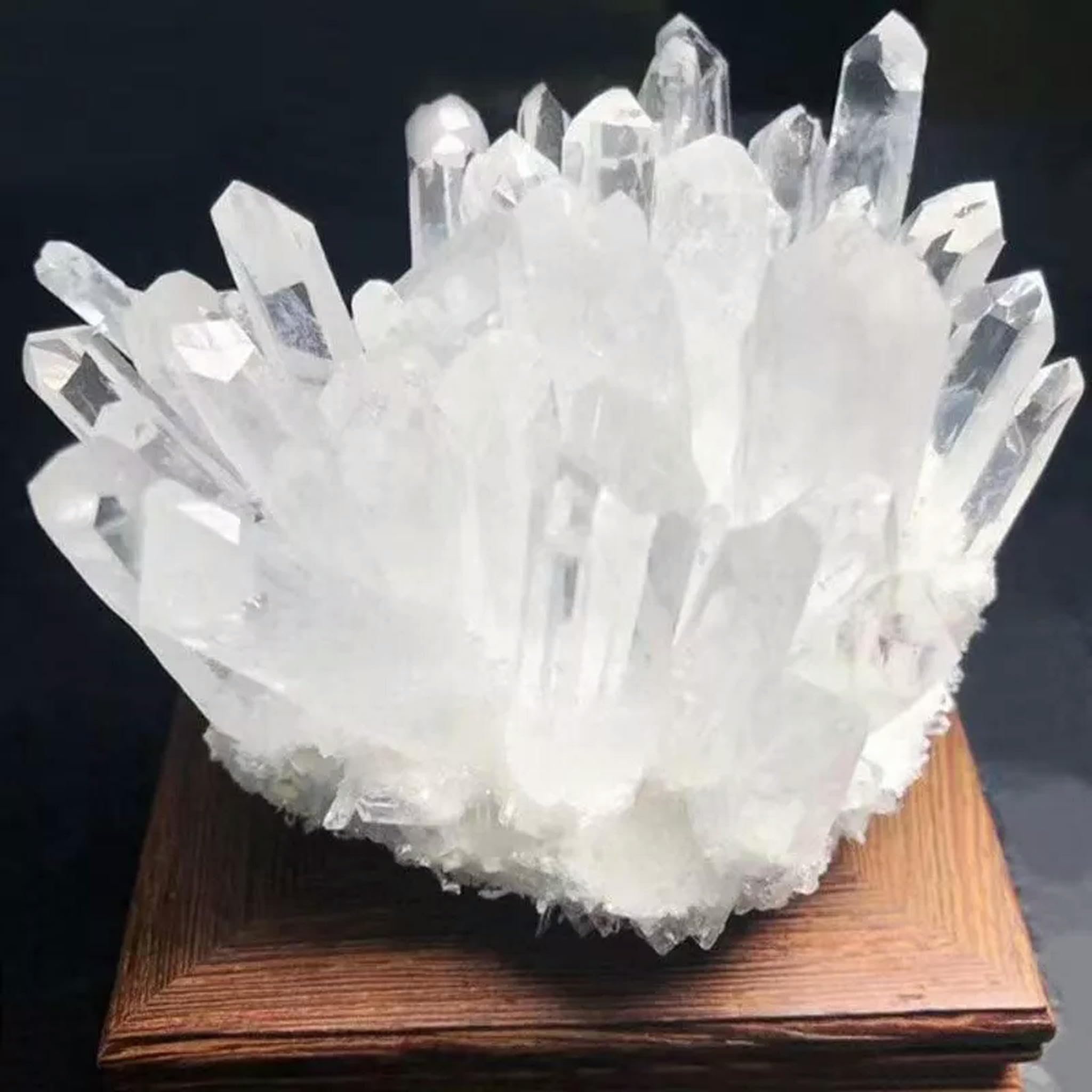 Großes natürliches Bergkristall-Cluster-Geode-Rohedgel-Exemplar