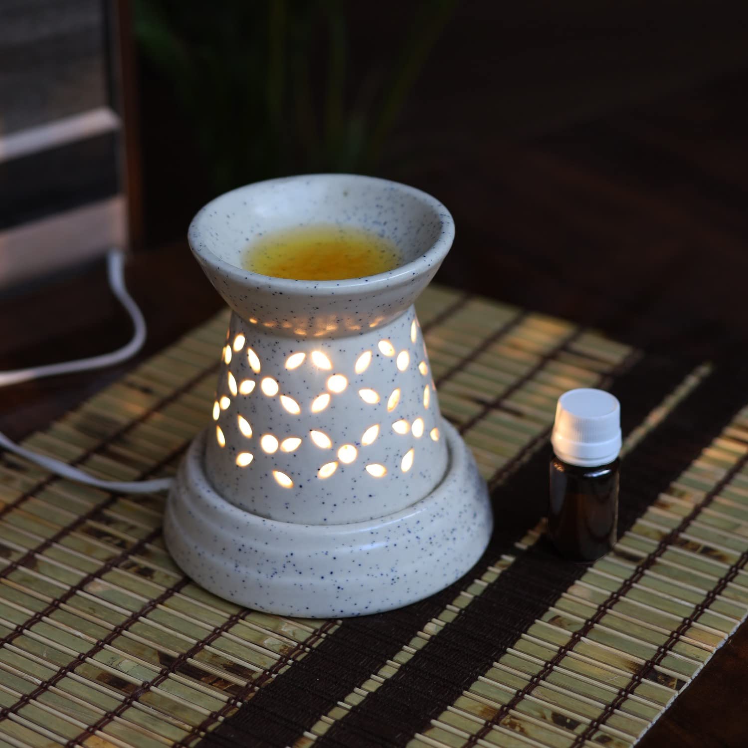 Jimkia Electric Oil Burner, Flower Cut Base Diffuser Set, Scented Air Freshener Diffuser with 10ml Rose Fragrance Oil for Home Decor & Office Decor.