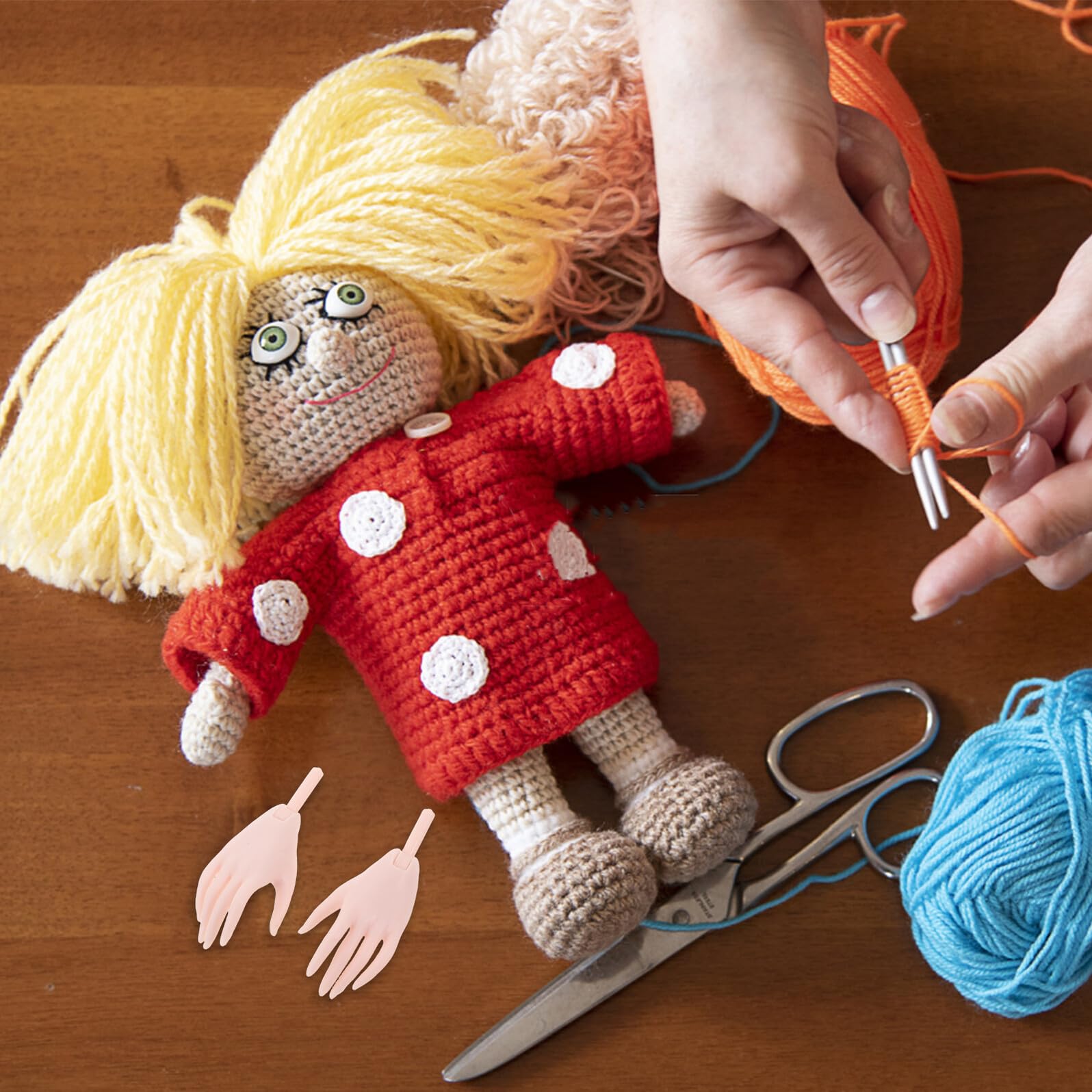 Gogogmee Modelo de Mano de Plástico Fácil de Instalar Piezas de Accesorios de Mano para Muñecas y Figuras de Acción Adecuado para Decoración de Festivales y Colección de Juguetes