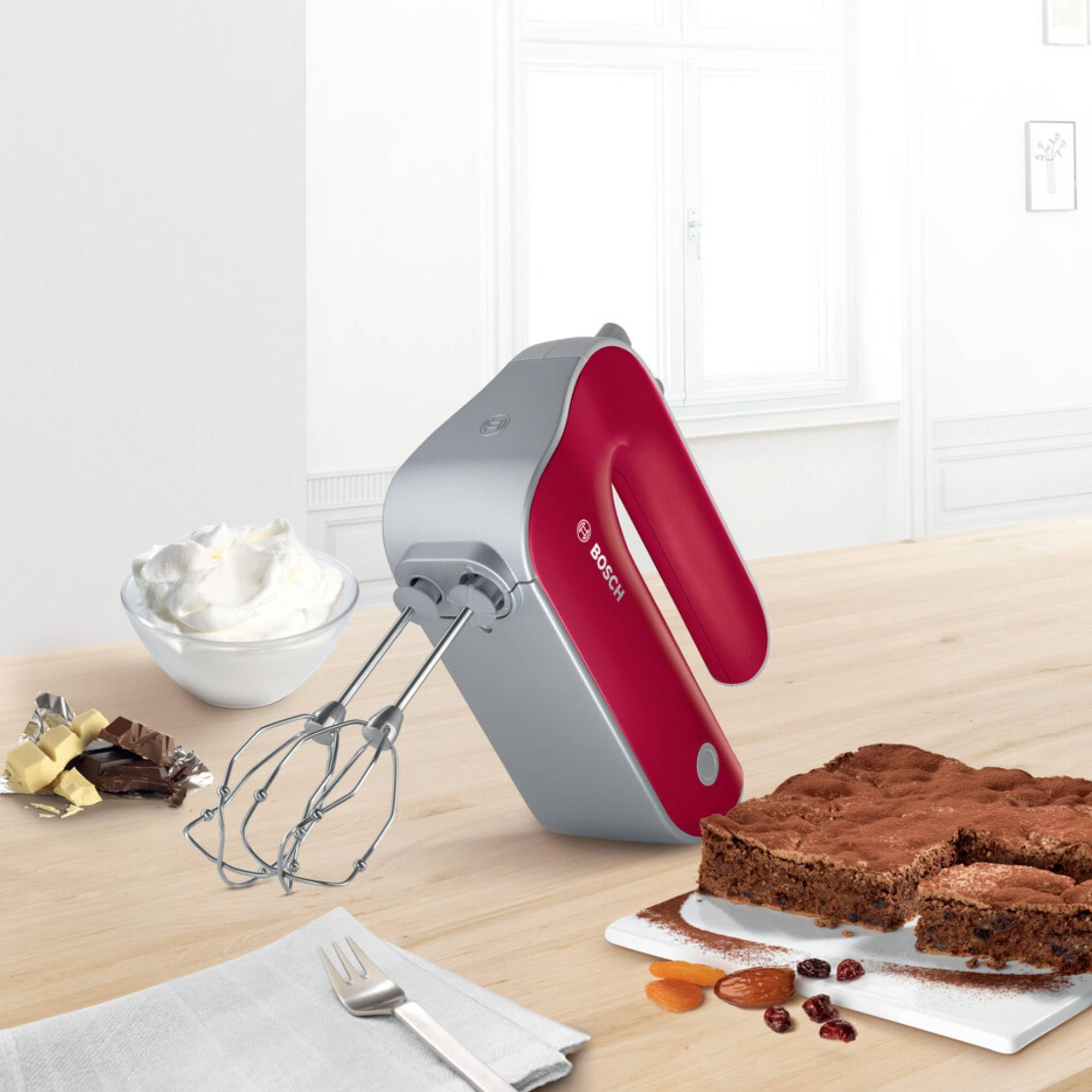 Bosch - Batidora de Repostería Styline, 500W, 5 velocidades, Varillas FineCreamer, Cuchillas de Acero Inoxidable, Rojo, MFQ40303