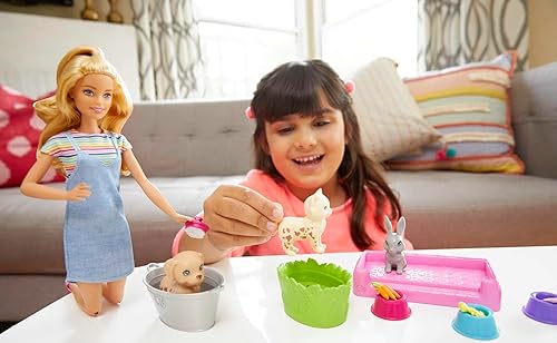 Miniatura 2 de Barbie Play n Wash Pets - Conjunto de juego con muñeca rubia 3 animales que cambian de color un cachorro gatito y conejo y 10 accesorios para