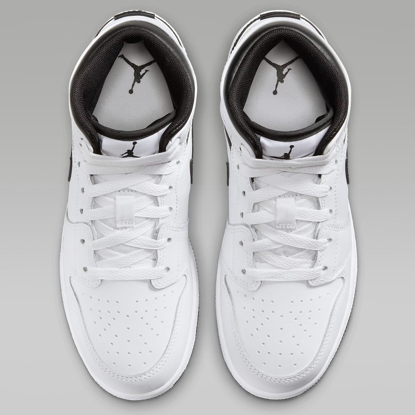 NIKE Air Jordan 1 Mid Big Kids' Shoes (DQ8423-132, White/Black-White-Black) Size 6.5