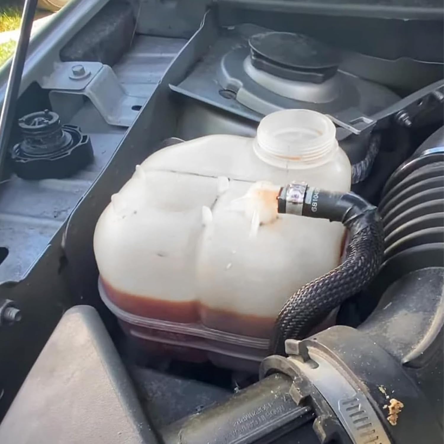 Upgraded Coolant Expansion Visible Markings Drain Port Easy Maintenance 2015 2018 Models Coolant Expansion