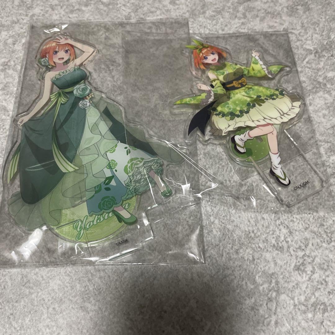 Amazon.co.jp: 五等分の花嫁 中野四葉 アクリルスタンド : Toys & Games