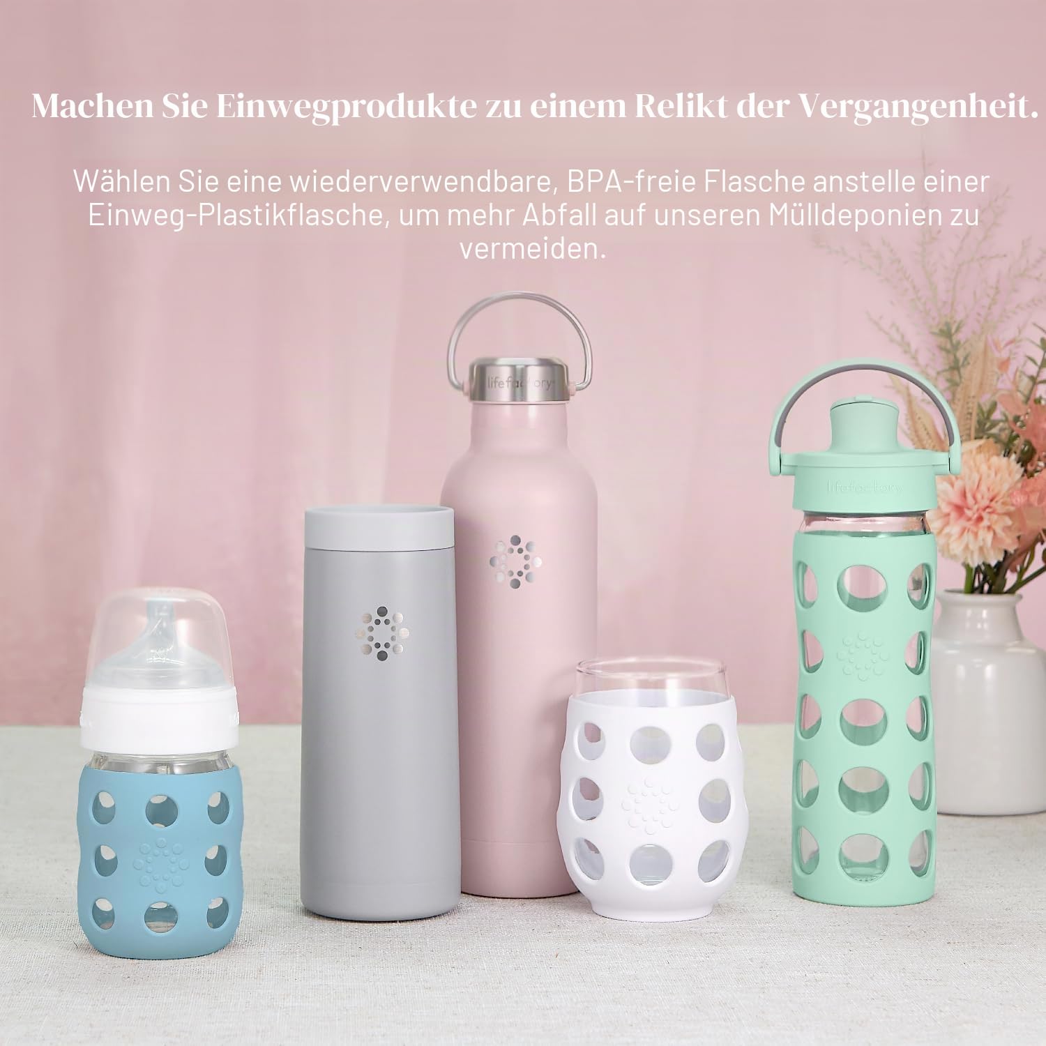 Lifefactory Active Flip Cap Glas-Wasserflasche, 625 ml, Minzgrün | Schützende Silikonhülle, Auslaufkappe, Tragegriff, BPA-frei, wiederverwendbar, spülmaschinenfest