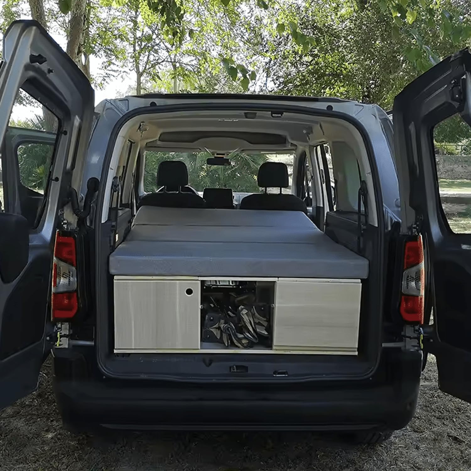 Matelas pliable avec mousse viscoélastique Camper pour Berlingo, Partner, Kangoo, Dokker, Caddy, Doblo, Transit Connect, NV200, gris