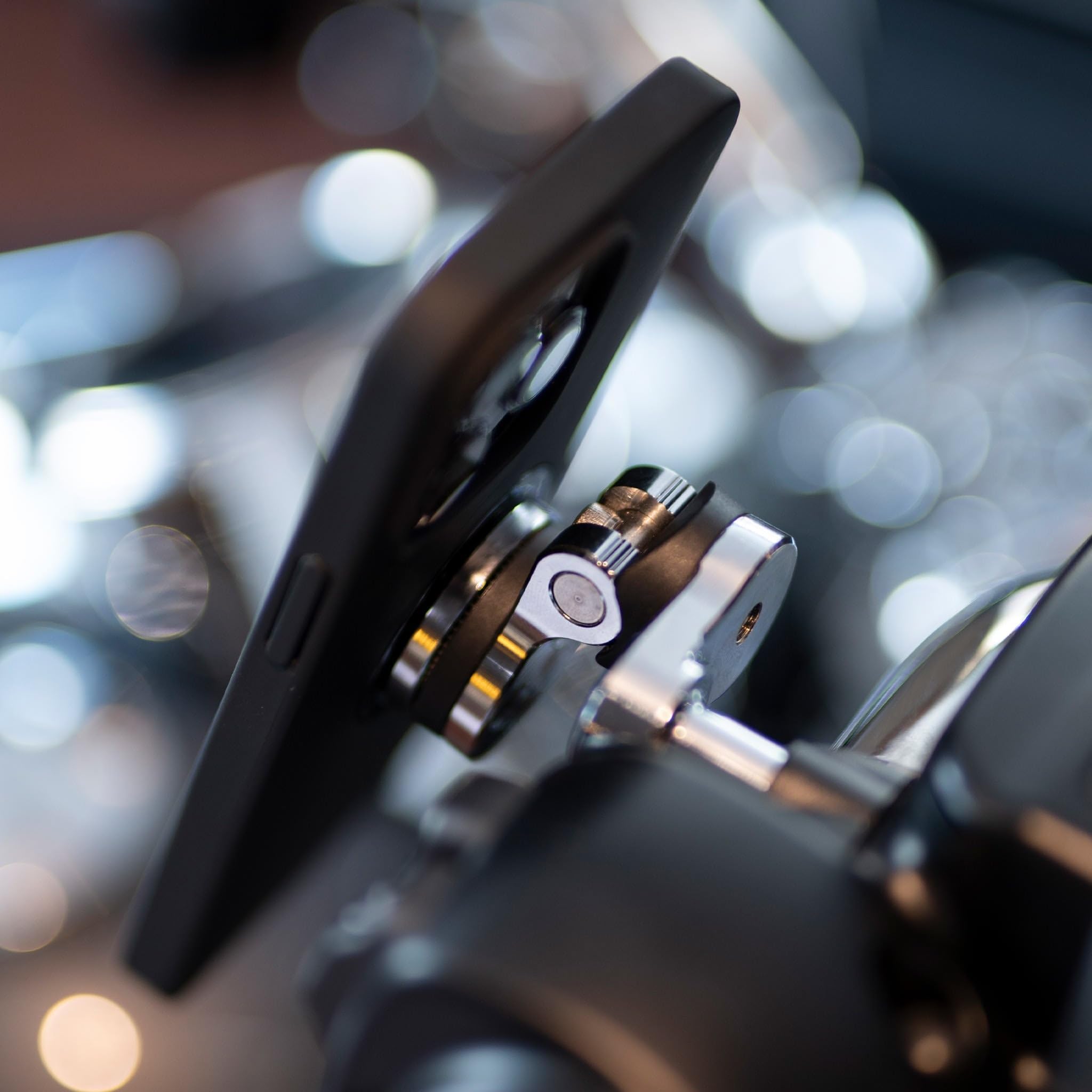 SP Connect Clutch Mount Pro