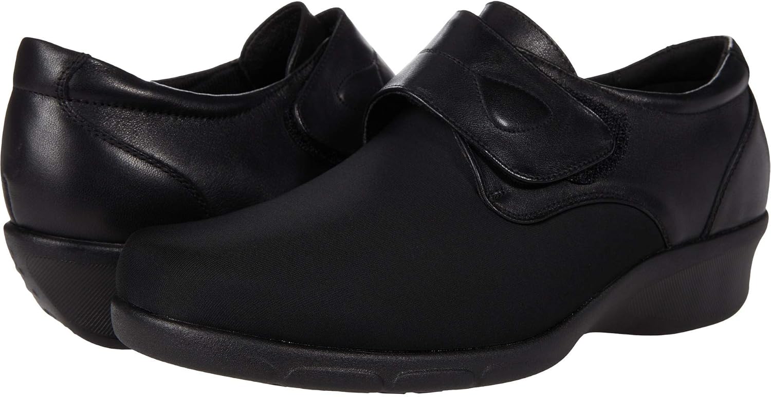 Propét Women's Wilma Hook and Loop Oxford Shoes