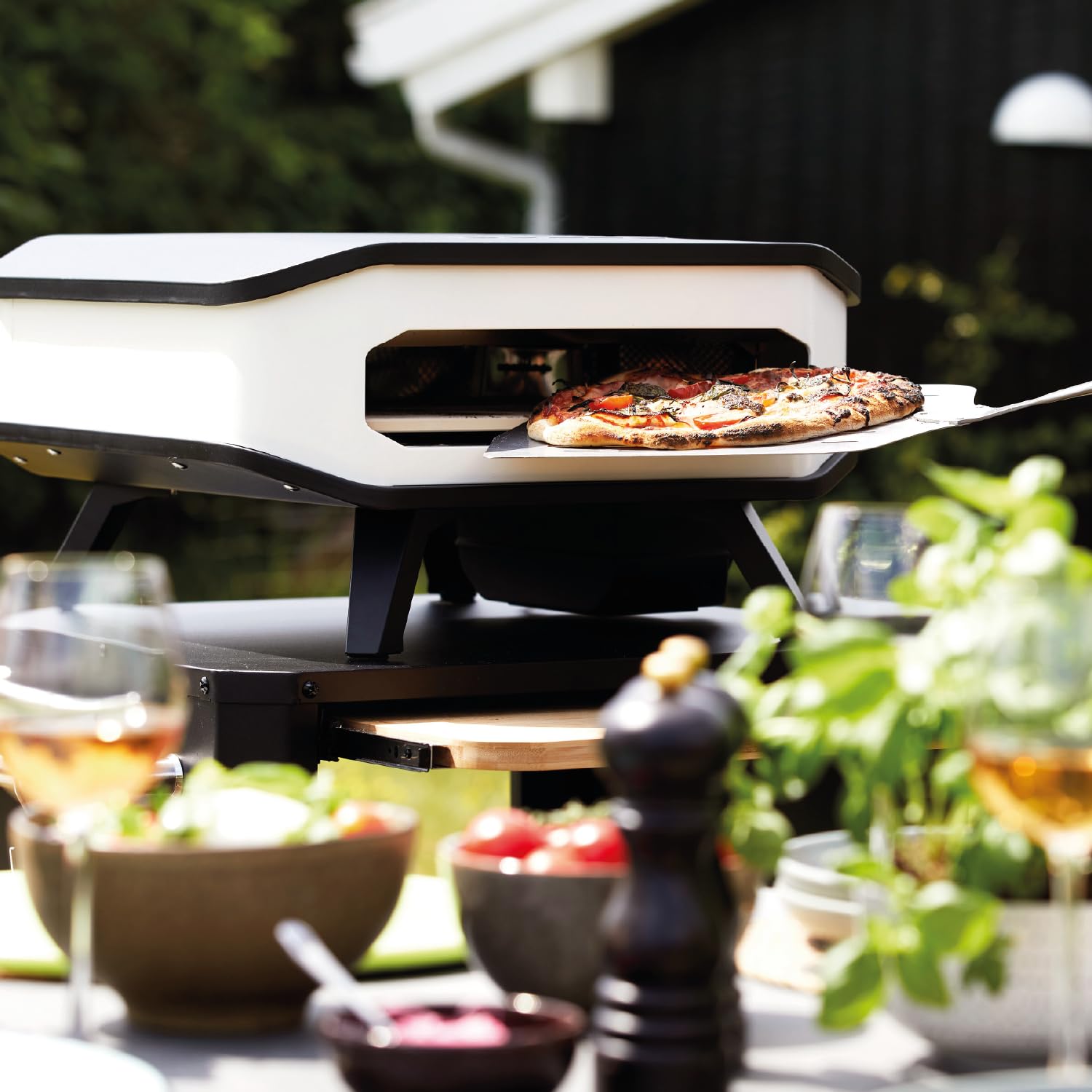 Gozney Geperforeerde Aluminium Pizzaschep 35,5 cm - Lichte & Duurzaam Gozney Geperforeerde Aluminium Pizzaschep 35,5 cm - Lichte & Duurzaam