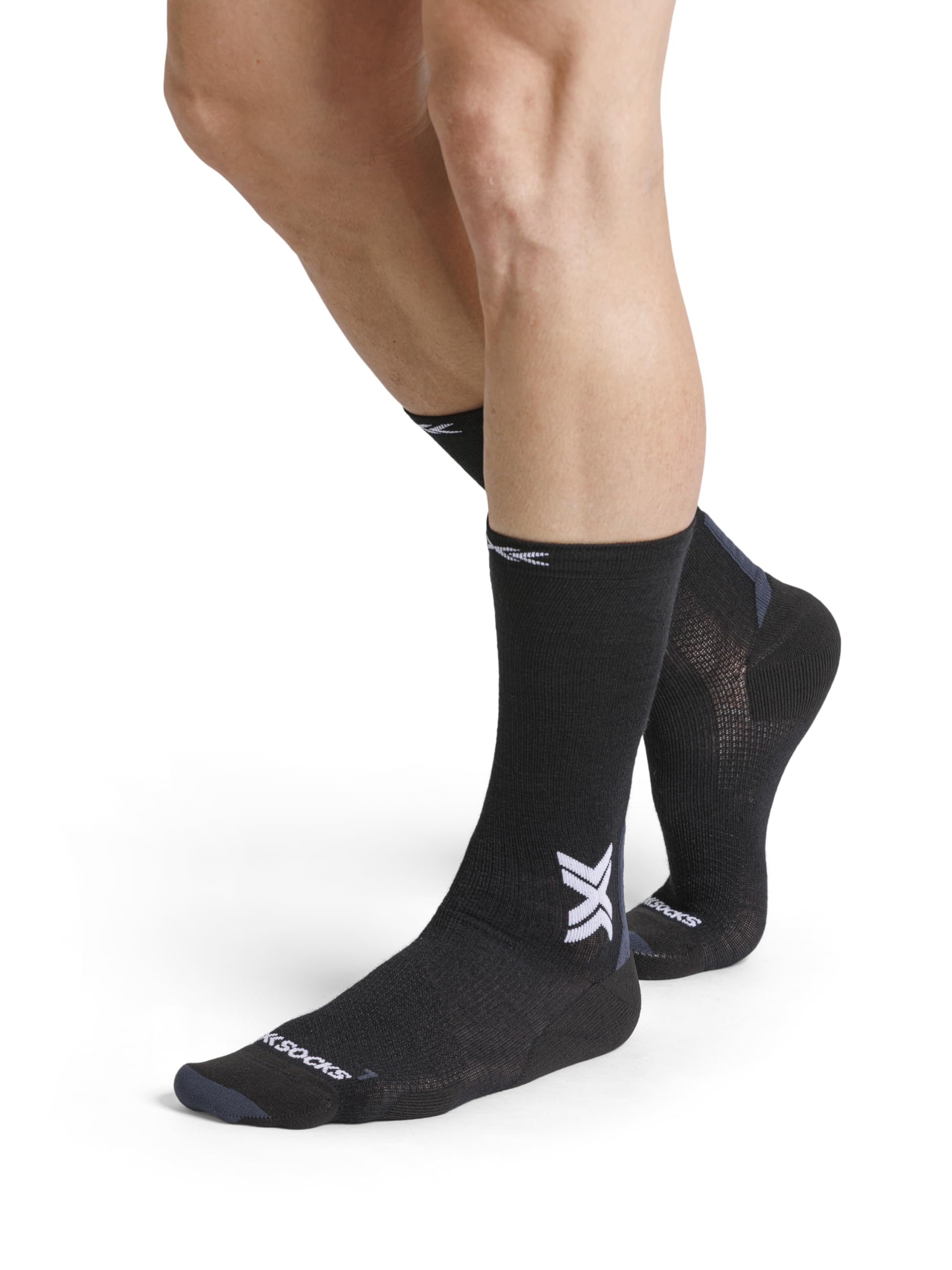 X-Socks Run Discover Merino Crew Winterlaufsocken - Verbesserter Komfort und Leistung mit Air-Conditioning Channel Technologie für optimale Luftzirkulation - Seal Grau/Hell Sand, 35-38