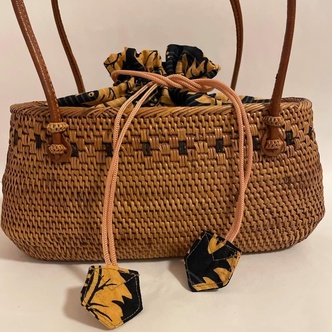 つる工房鷹山］山ぶどう籠バッグ 極細網代編み（角小） 網代編み