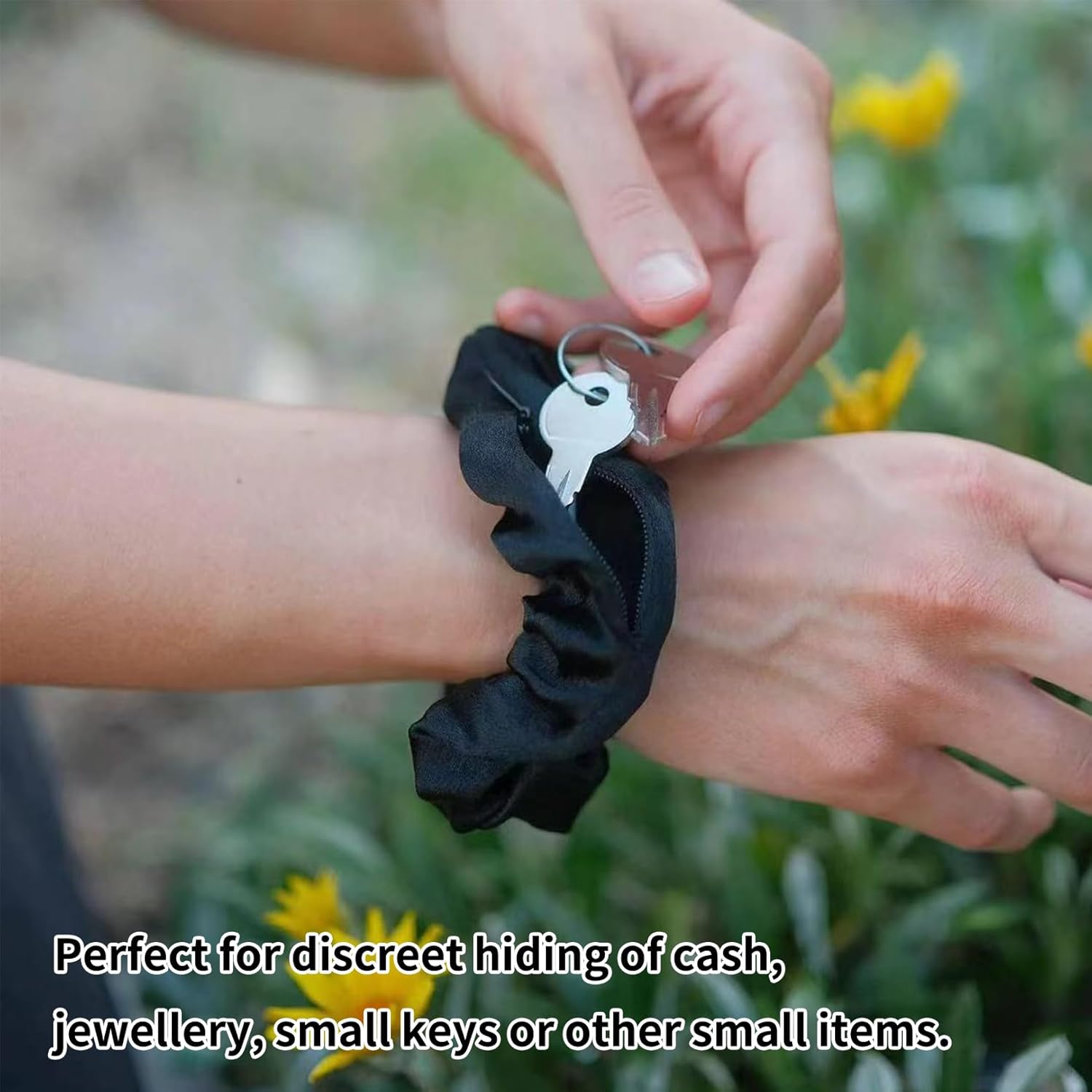 Haargummi mit Geheimfach: Die perfekte Lösung für sicheres Reisen