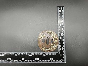 Amazon.co.jp: 80719 日本刀装具 刀鍔 花蝶図 細工 唐銅 鍔 つば