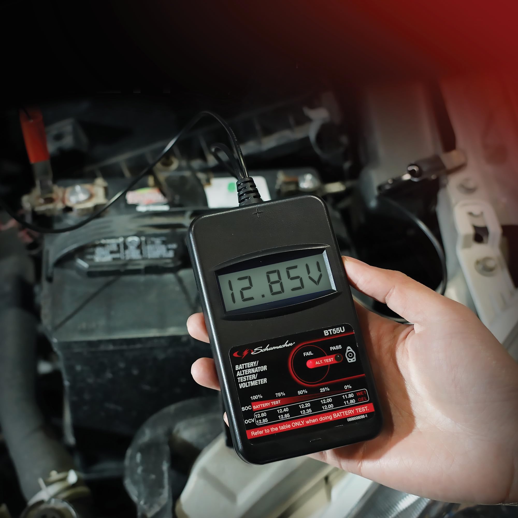 Schumacher Auto Batterietester Compact BT55 - Überprüfung der Lichtmaschinenspannung im Auto - Kompatibel mit 6V/12V/24V Batterien Typ SLI, VRLA, AGM, Gel und 12V Lichtmaschinen - LCD Display | Überprüfung der Lichtmaschinenspannung, Kompatibel mit 6V/12V
