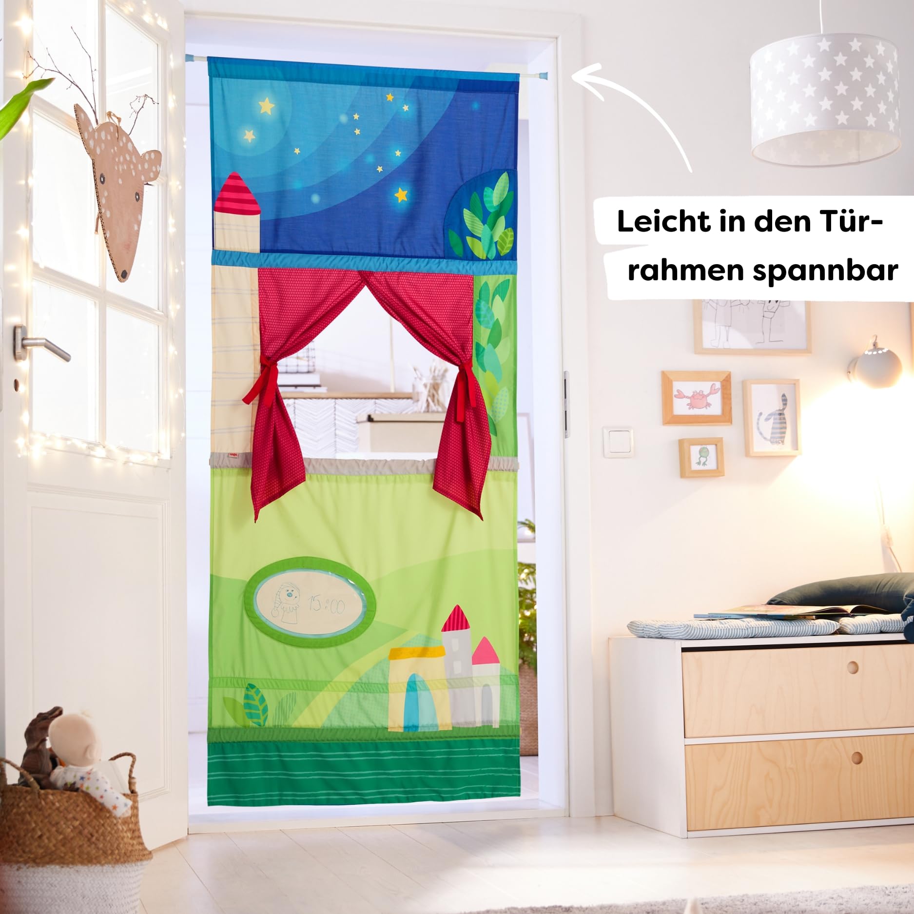 HABA Türtheater – Flexibles Kasperletheater mit Teleskopstange, einfache Befestigung im Türrahmen, Puppentheater ab 3 Jahren – 2011845001