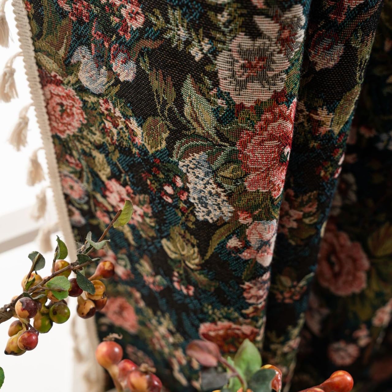 USTIDE Rose Floral Curtain Rustic Shabby Jacquard Curtain 1 Panel with Tassels for Bedroom Living Room,150x180cm - Image 4