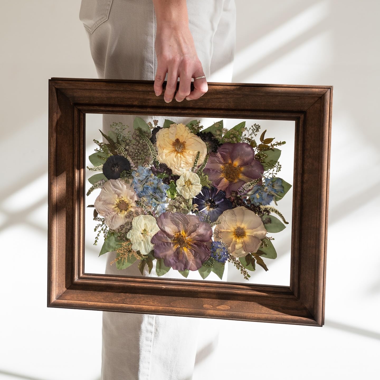 Double UV Glass Frames for Pressed Flowers Frame 11x14 Shadowbox Frames Black Walnut Wood Floating Frame 12x16 Artist Gallery Picture Frames For Wedding Flowers