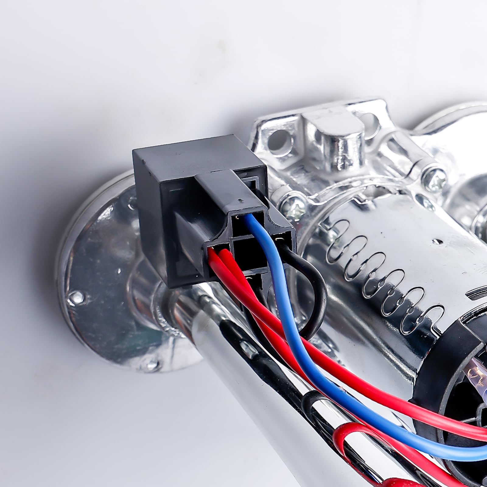 LWK Klaxon 12 V - Klaxon à air puissant - Super fort - Avec compresseur - Double tube - Kit de klaxon pour tous les véhicules 12 V - Camion, train, voiture, bateau, moto, van