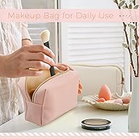 Vista 6 de 8 piezas de bolsa de maquillaje de piel sintética de Dunzy. Cosmetiquero impermeable pequeño. Bolsa de aseo portátil. Organizador de cosméticos