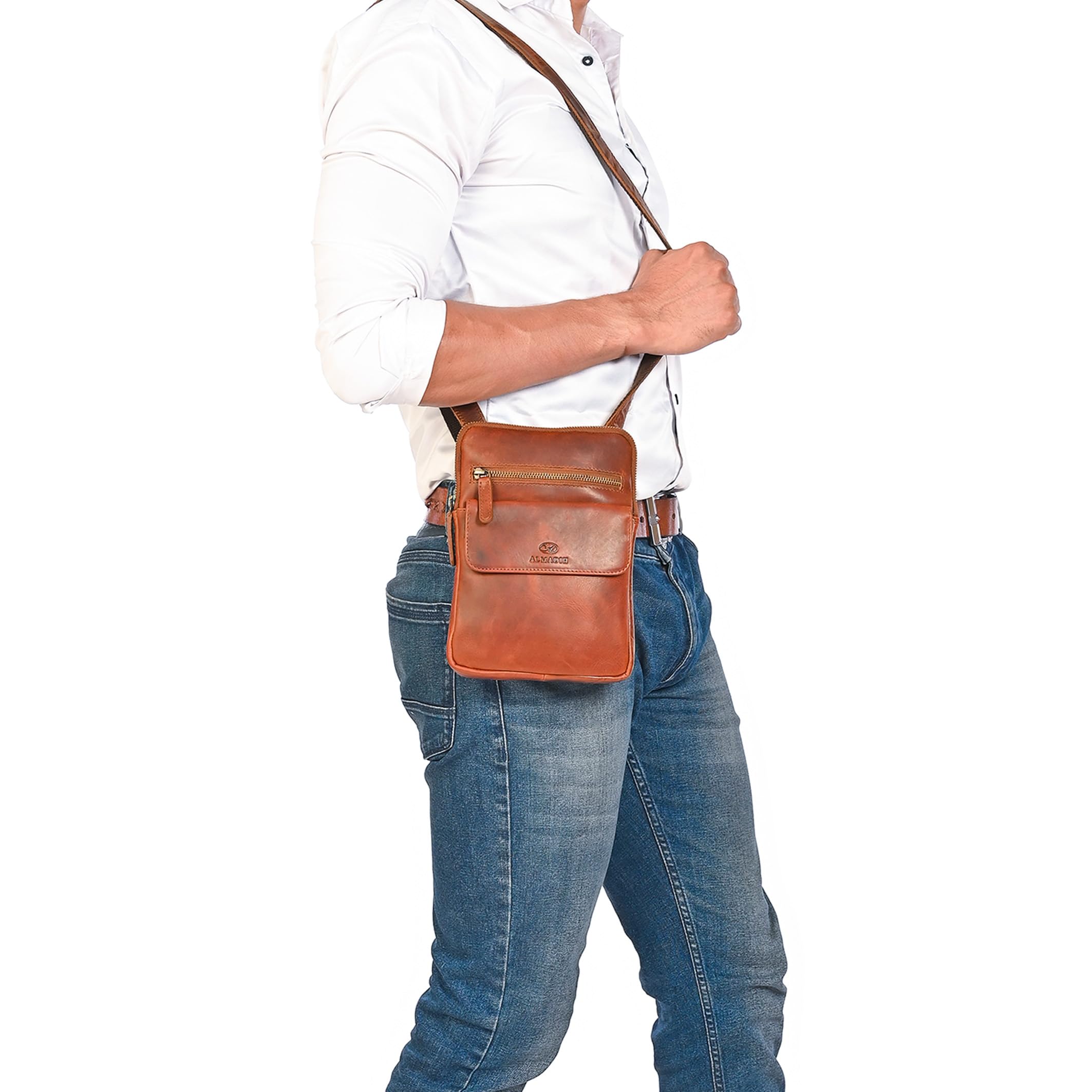 ALMADIH moderne kleine Leder Umhängetasche Herren für Tablet & iPad – RICK braun Vintage - Kompakte Ledertasche für Reisen & Alltag Messenger Schultertasche Freizeittasche Tablet Herrentasche