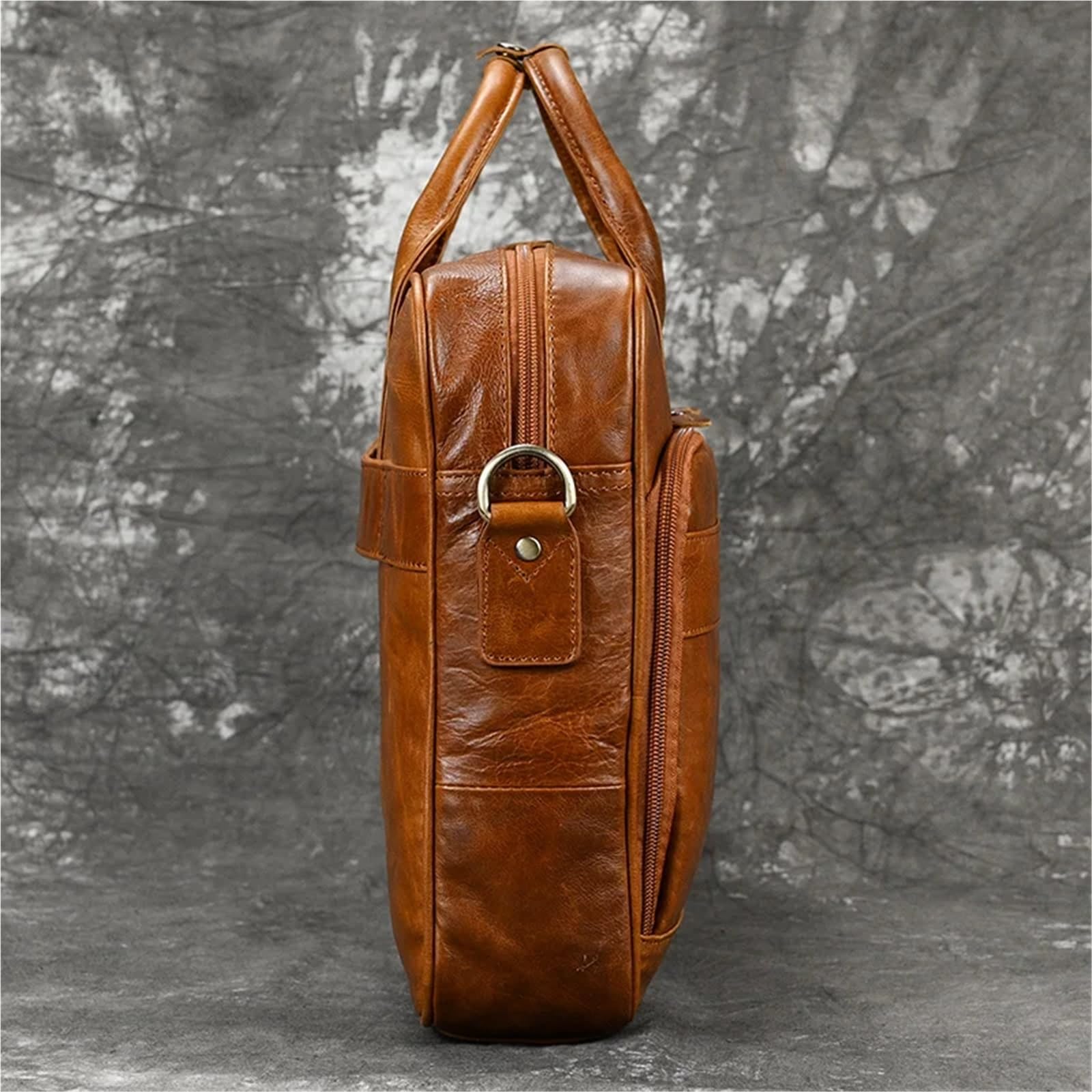 Bolso Mensajero De Cuero Maletín grande de piel auténtica for hombre, apto for portátil 16", bolso mano negocios, bandolera vaca, trabajo, color rojo En Viaje De Negocios