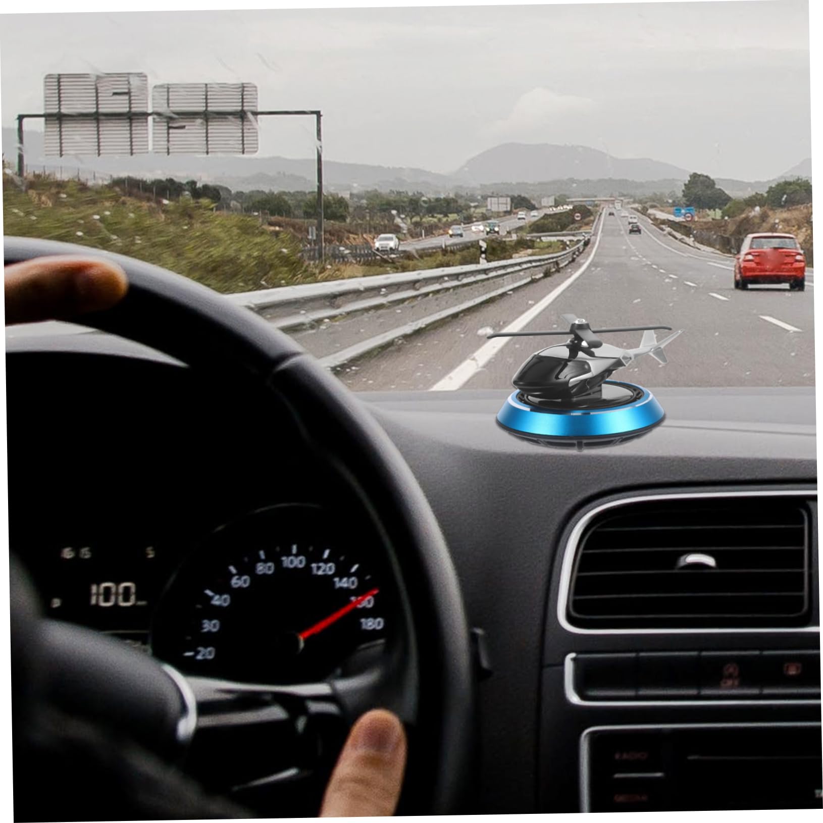 ULTECHNOVO 5pezzi Diffusore Per Auto Con Design Esclusivo Forma Di Elicottero Decorazione Elegante Per Interni Auto Abbellisce Cruscotto e Diffonde Fragranze Senza Ostacolare La Guida