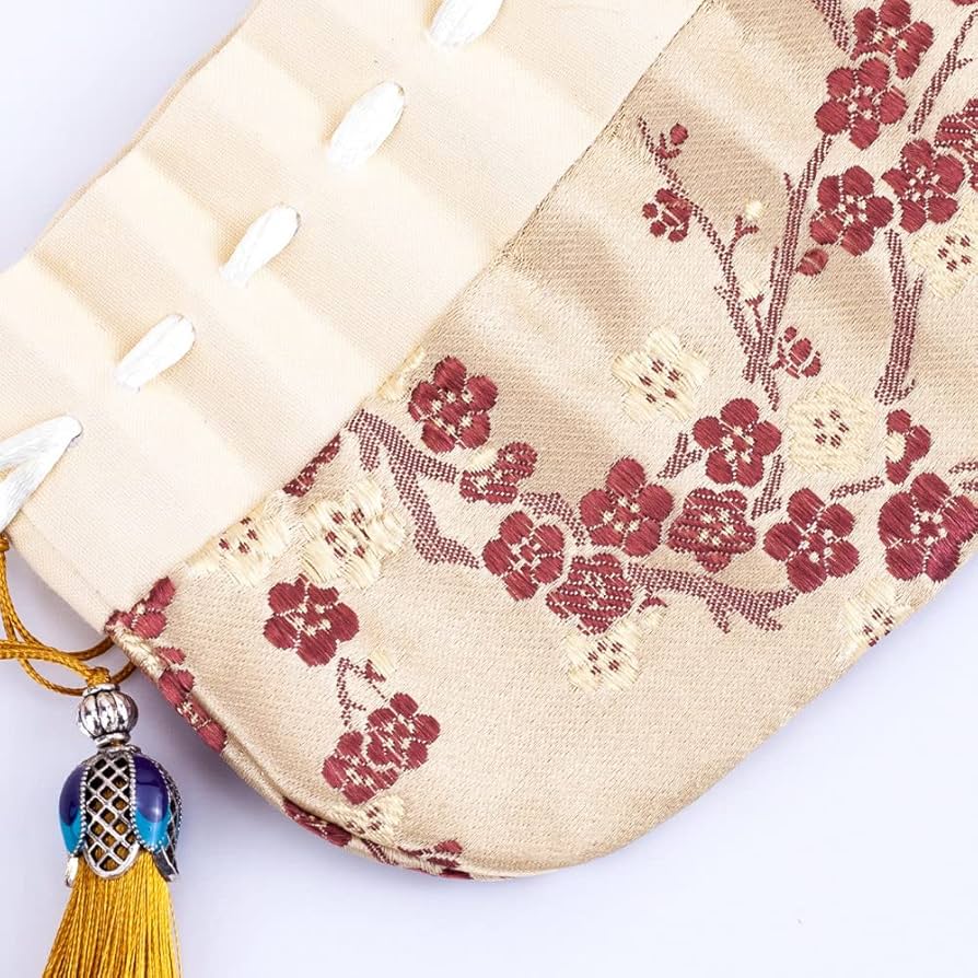 2308-3 手のひら巾着サシェ 香り袋 綿麻 レース ローズ刺繍 ブルー 2308-3 手のひら巾着サシェ 香り袋 綿麻 レース ローズ刺繍 ブルー