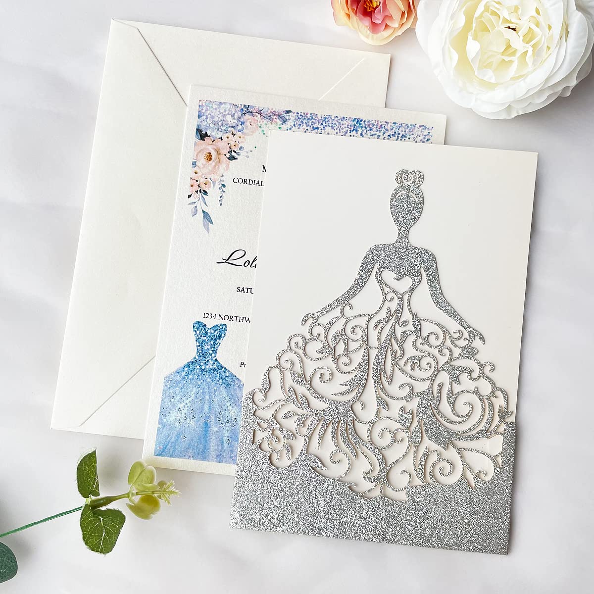 Lot de 20 cartes d'invitation à paillettes argentées de 12,7 x 18,5 cm - Découpe au laser - Avec enveloppes - Invitations pour fête de mariage