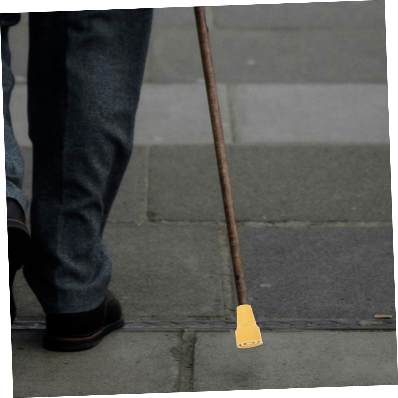 BESTYASH 3 Ensembles Béquilles De Randonnée Canne De Marche Couvoirs De Pied De Pole De Randonnée Seniors Cannes Pour Hommes Léger Poignée Noir Caoutchouc Jaune 4 Pièces * 3