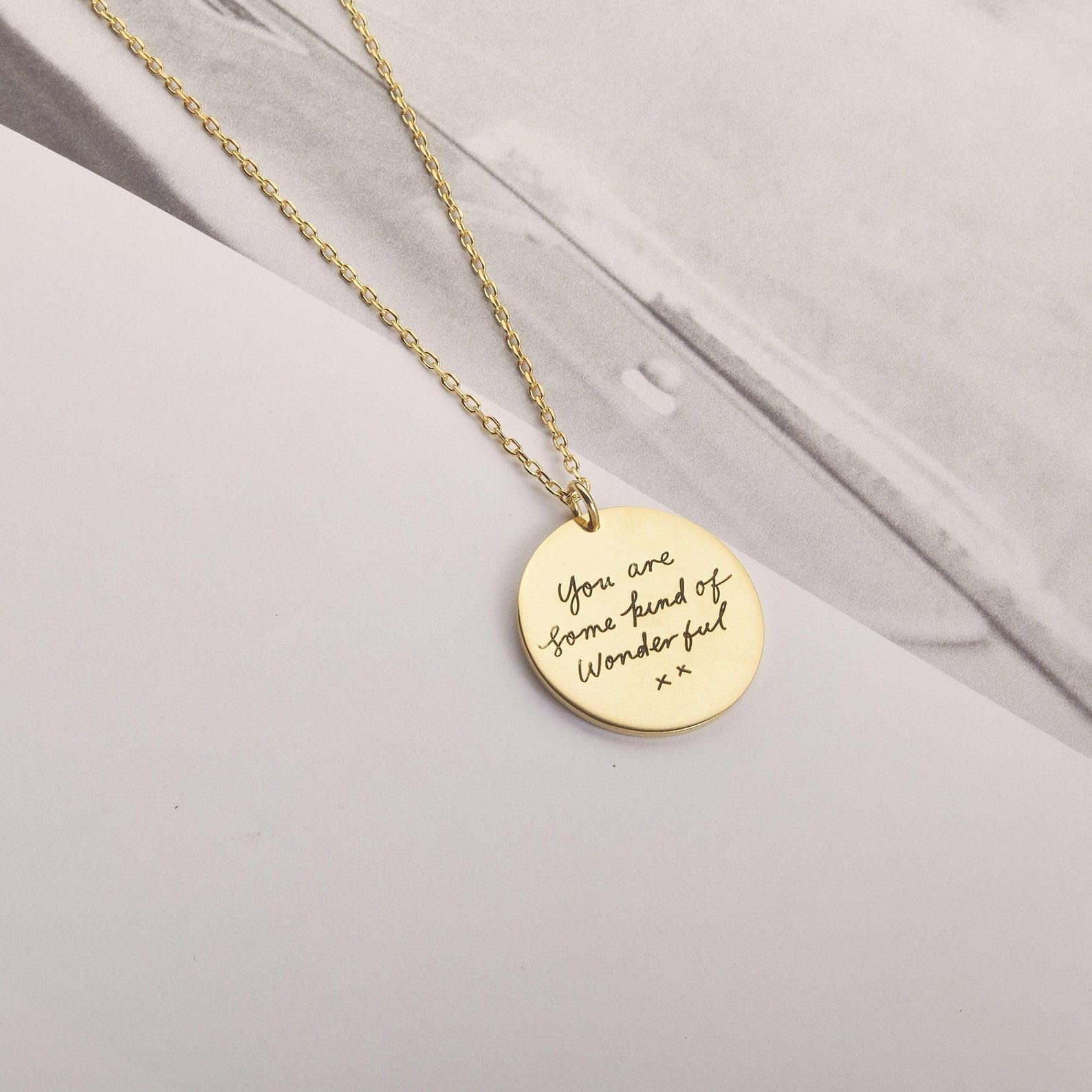 Générique Collier avec empreinte digitale et écriture manuscrite