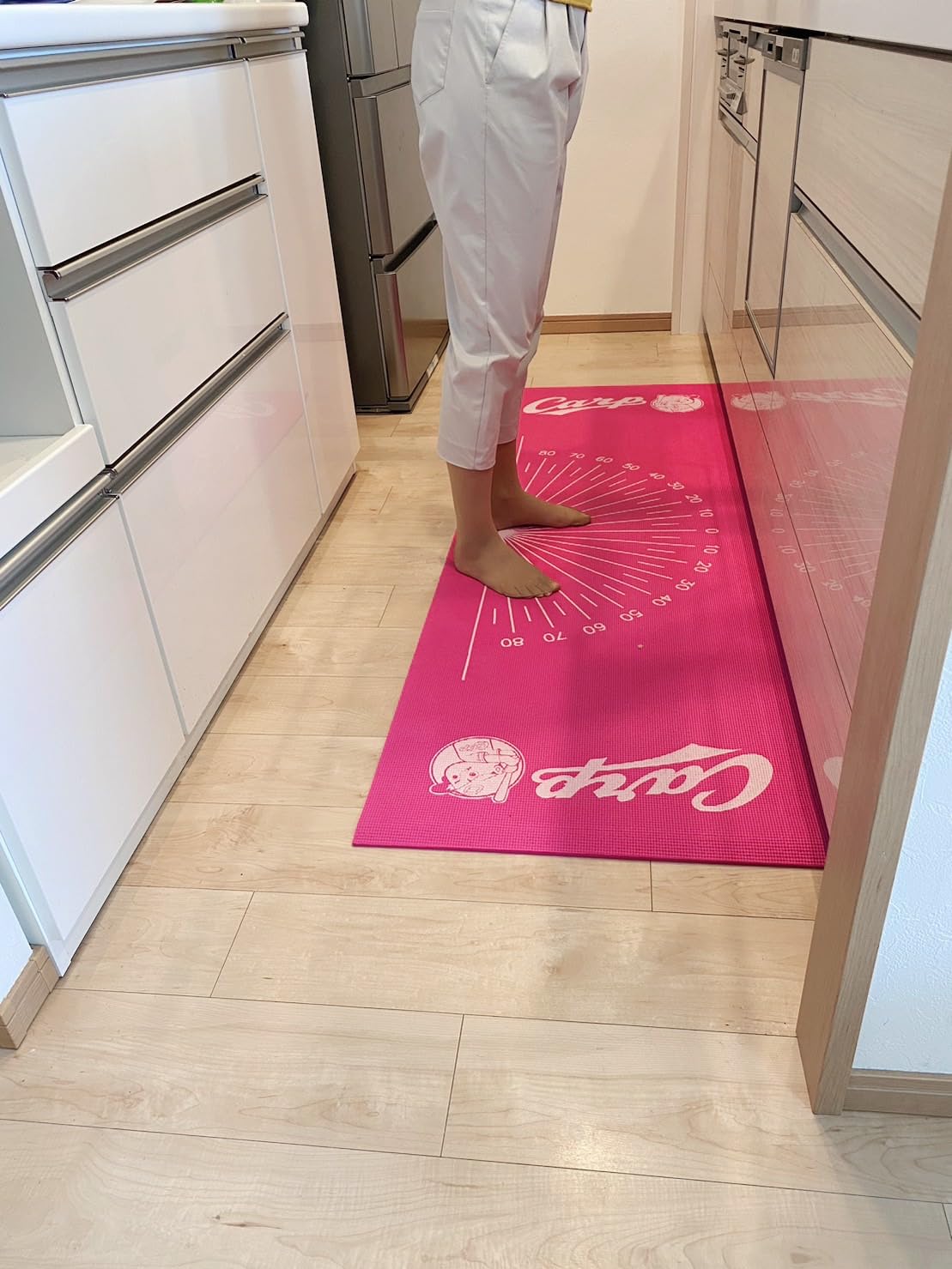 Amazon | マインドフルネスdays 広島 カープ 公認 開脚 ヨガマット