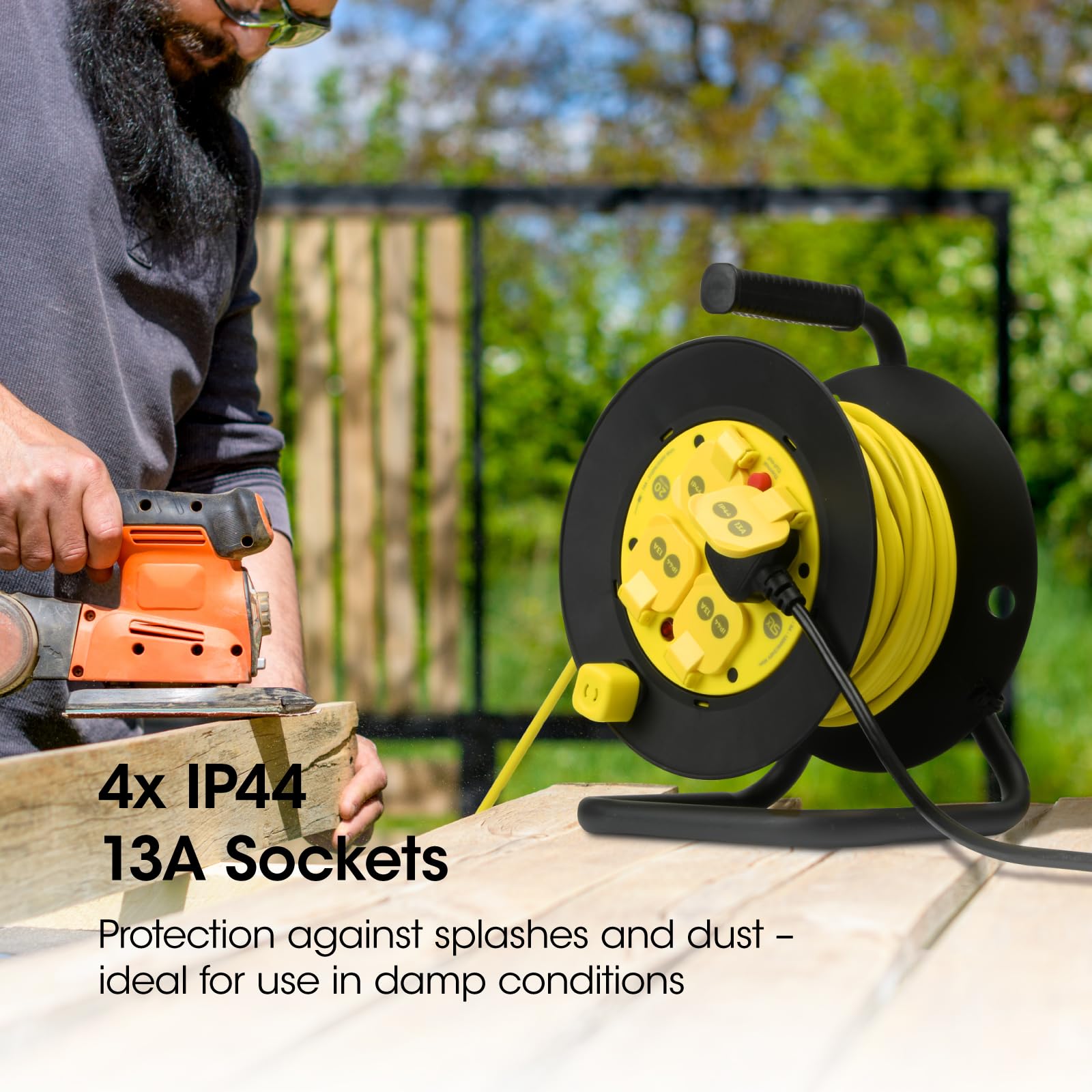 SLx Cable de extensión Resistente de 20 m, 4 enchufes Cubiertos con clasificación IP44 de 13 A con Corte térmico, Resistente a la Intemperie, para jardín, Bricolaje y Comercio