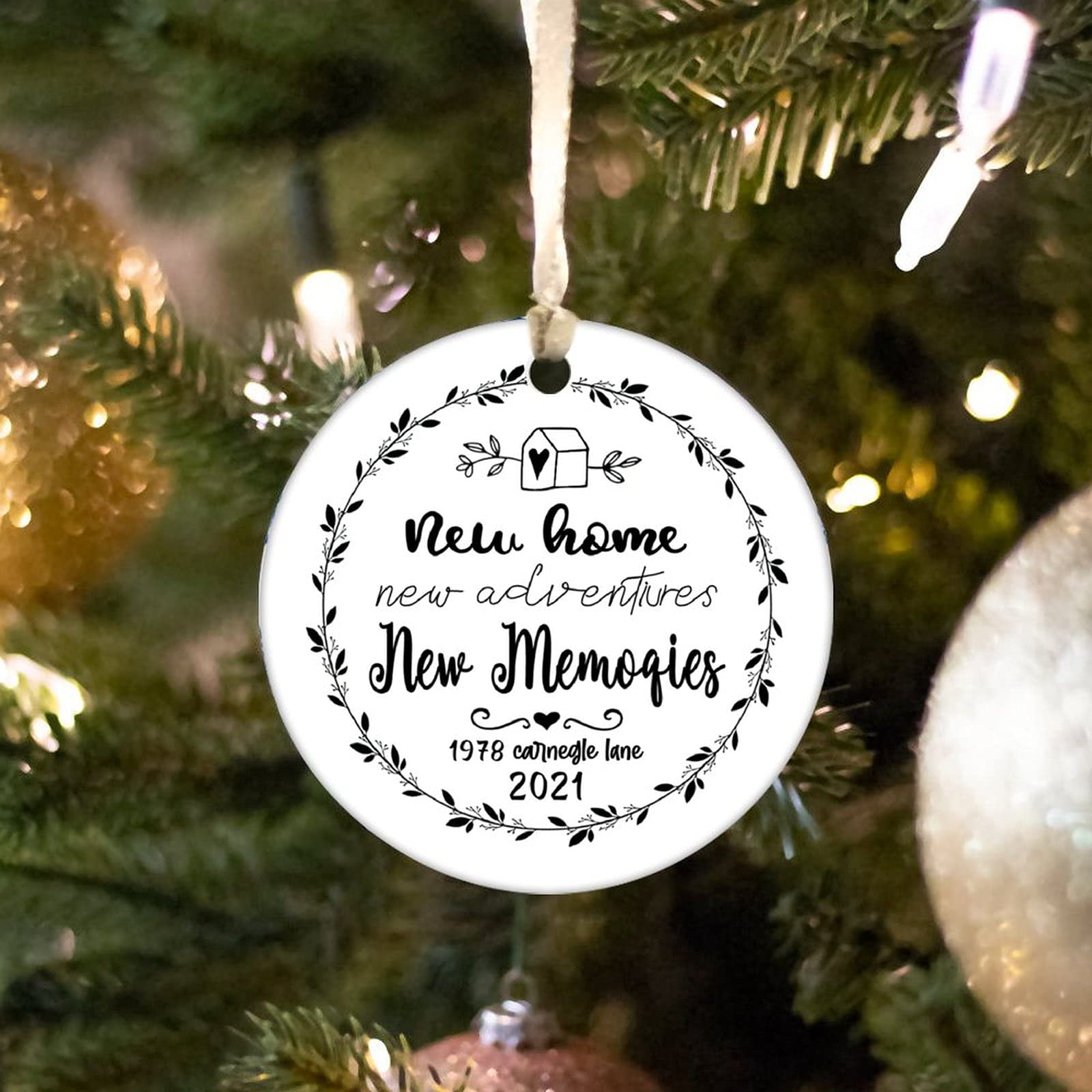 Christmas Ornament 2021 Memories Christmas Tree Decoration Customized Xmas Ornament Tree Decorations Funny Personalized Keepsake Gift Memento Round Ceramic Souvenir 3 inch